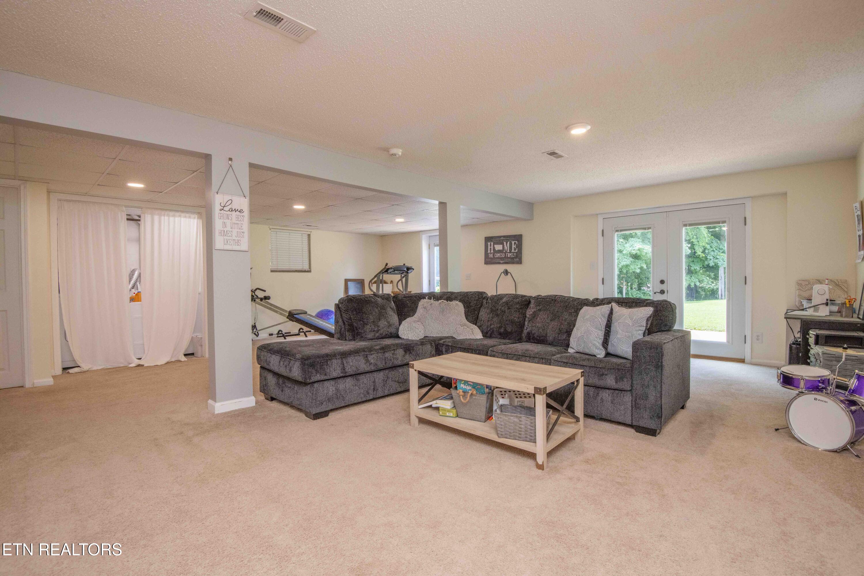 1002 Oxford Hills Drive Maryville TN 37803