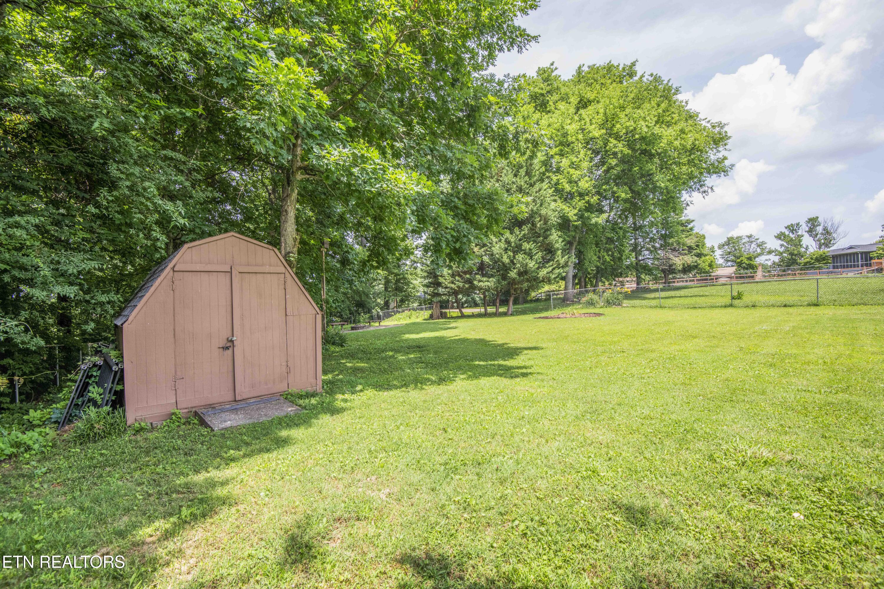 1002 Oxford Hills Drive Maryville TN 37803