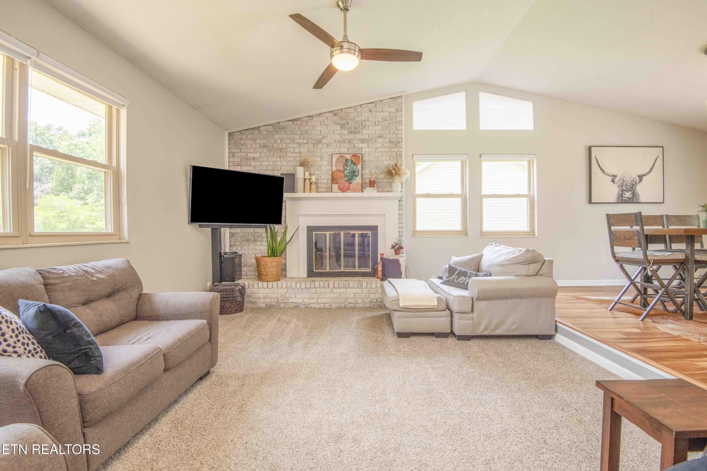 1002 Oxford Hills Drive Maryville TN 37803