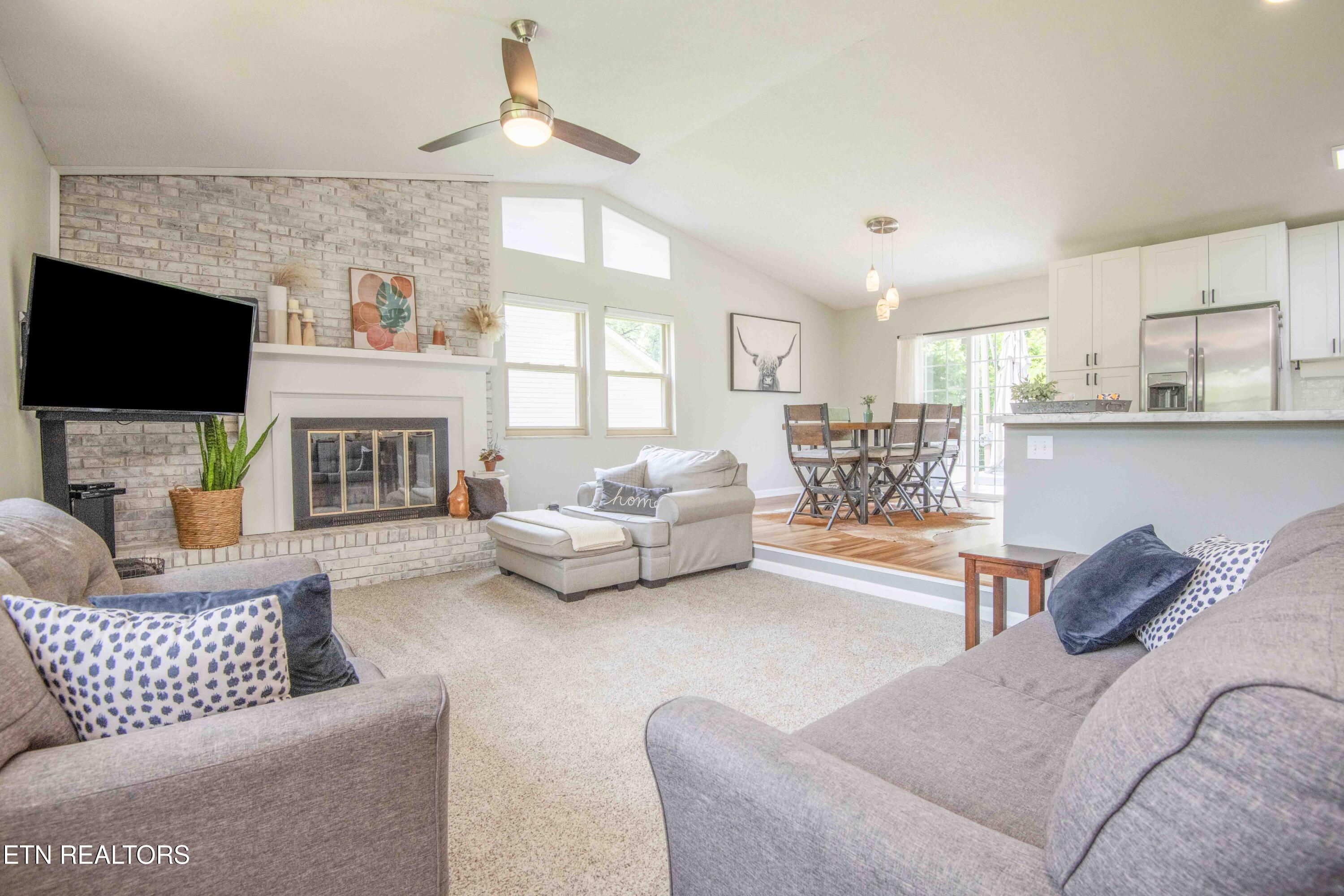 1002 Oxford Hills Drive Maryville TN 37803
