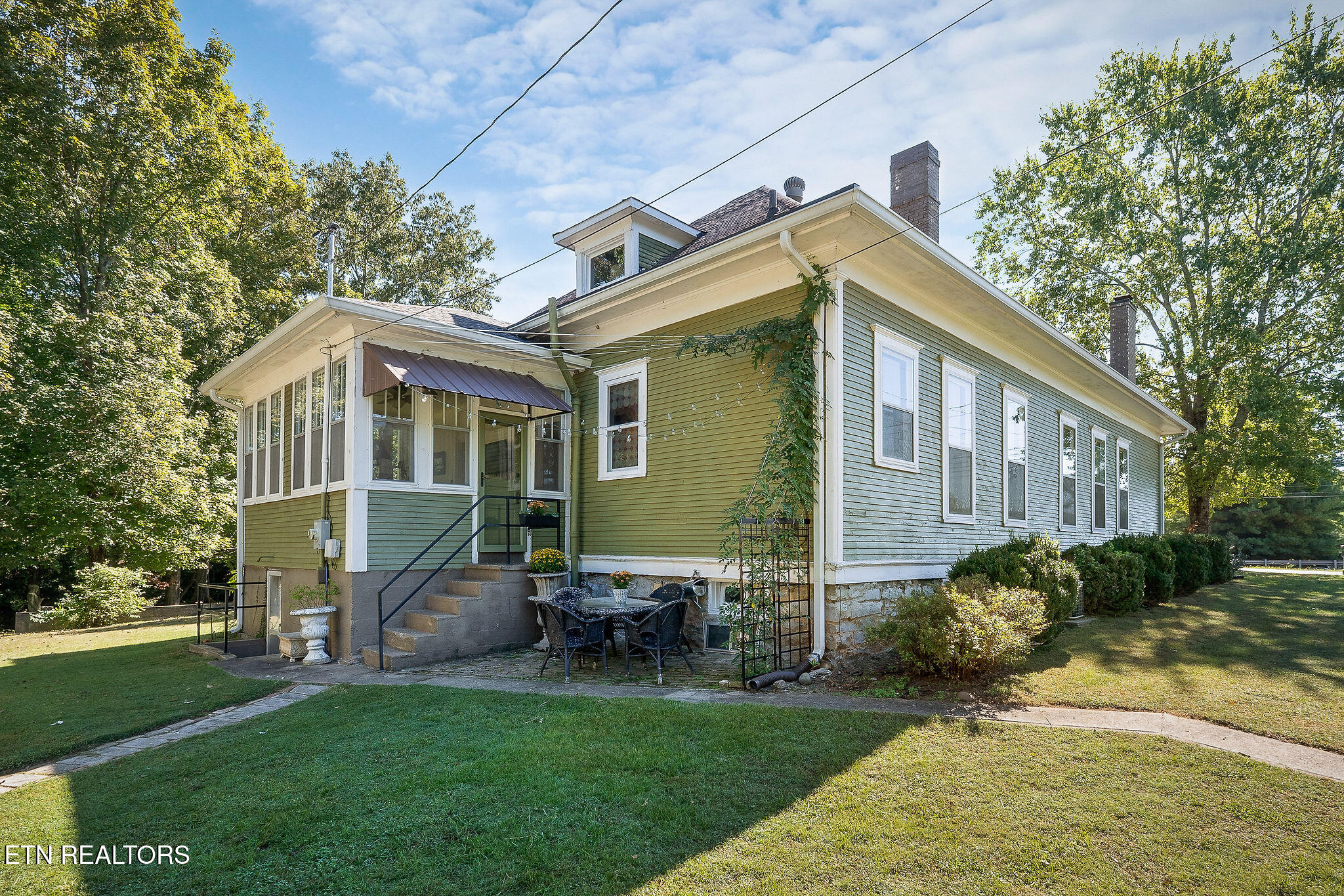 215 W Sparta Street Mcminnville TN 37110