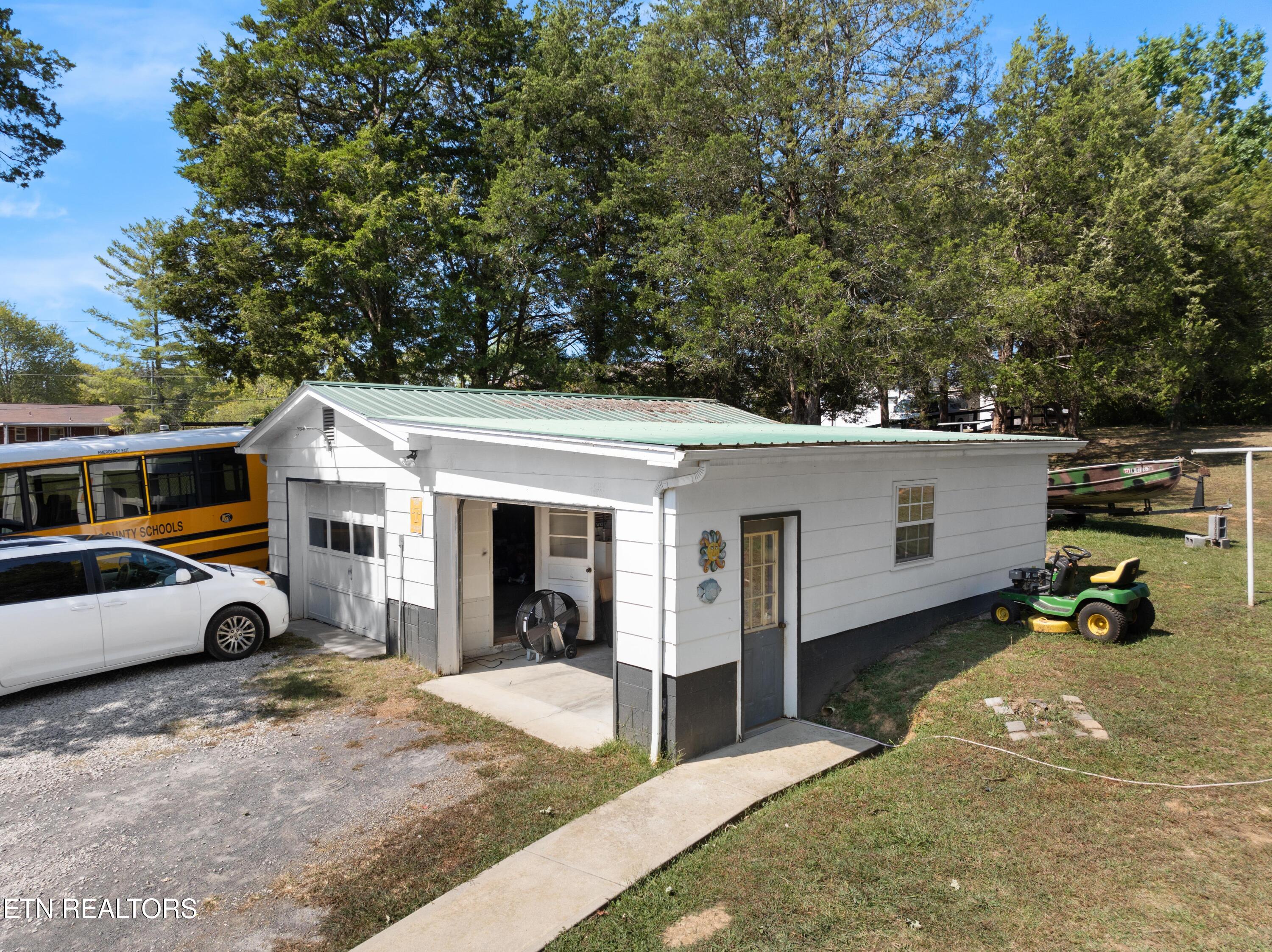 4925 E Emory Road Knoxville TN 37938