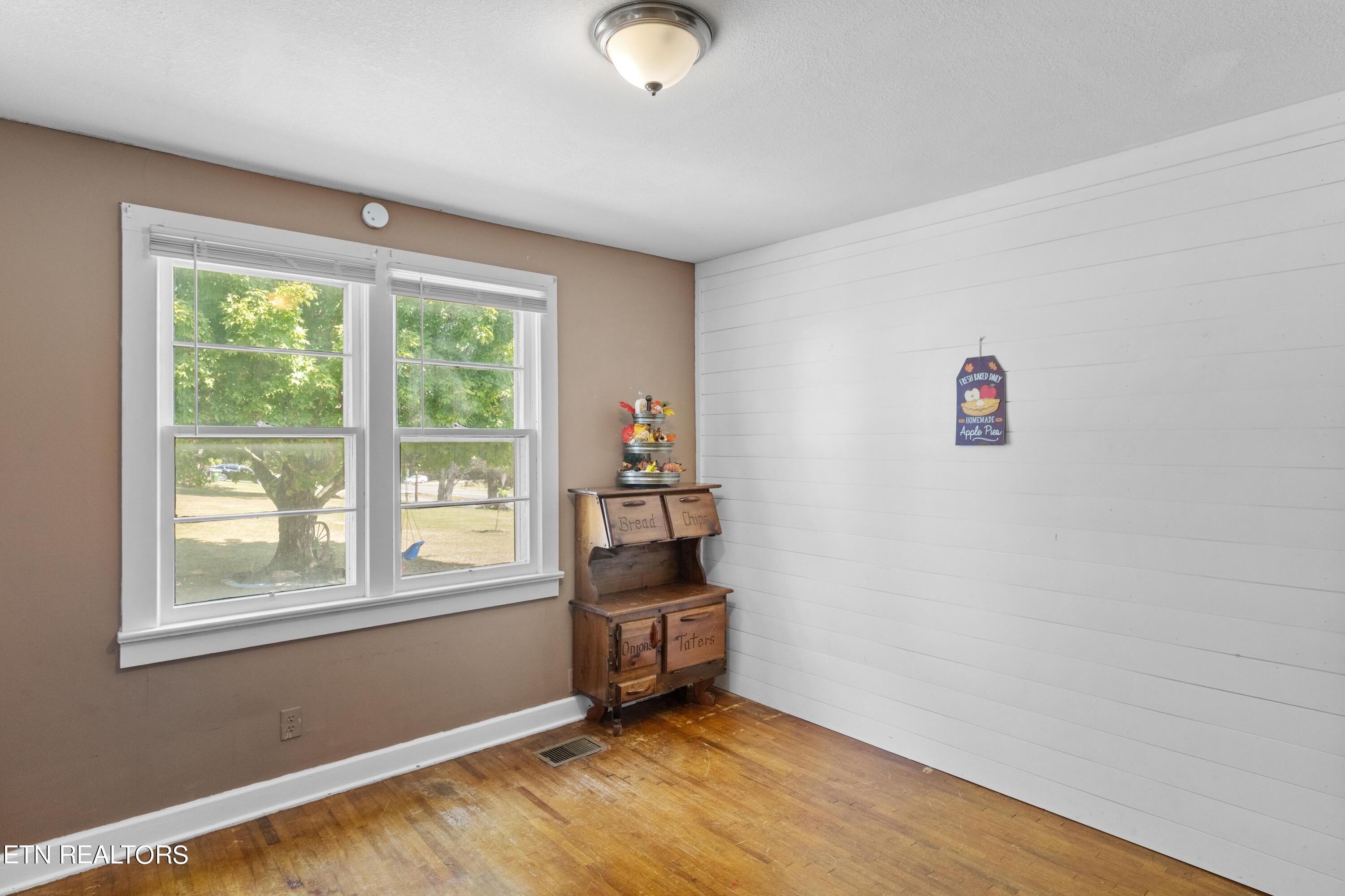 4925 E Emory Road Knoxville TN 37938