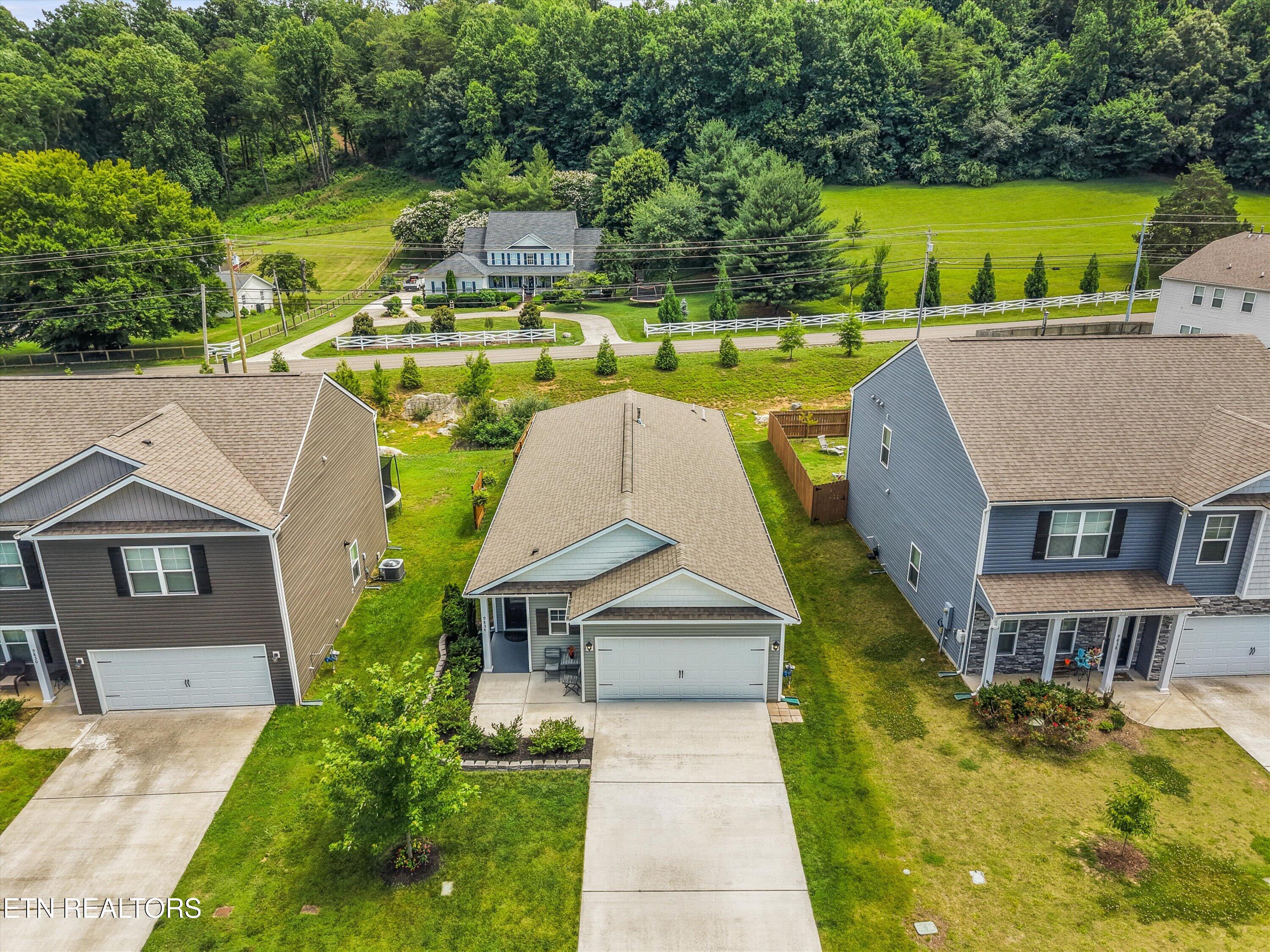 9834 War Admiral Lane Knoxville TN 37931