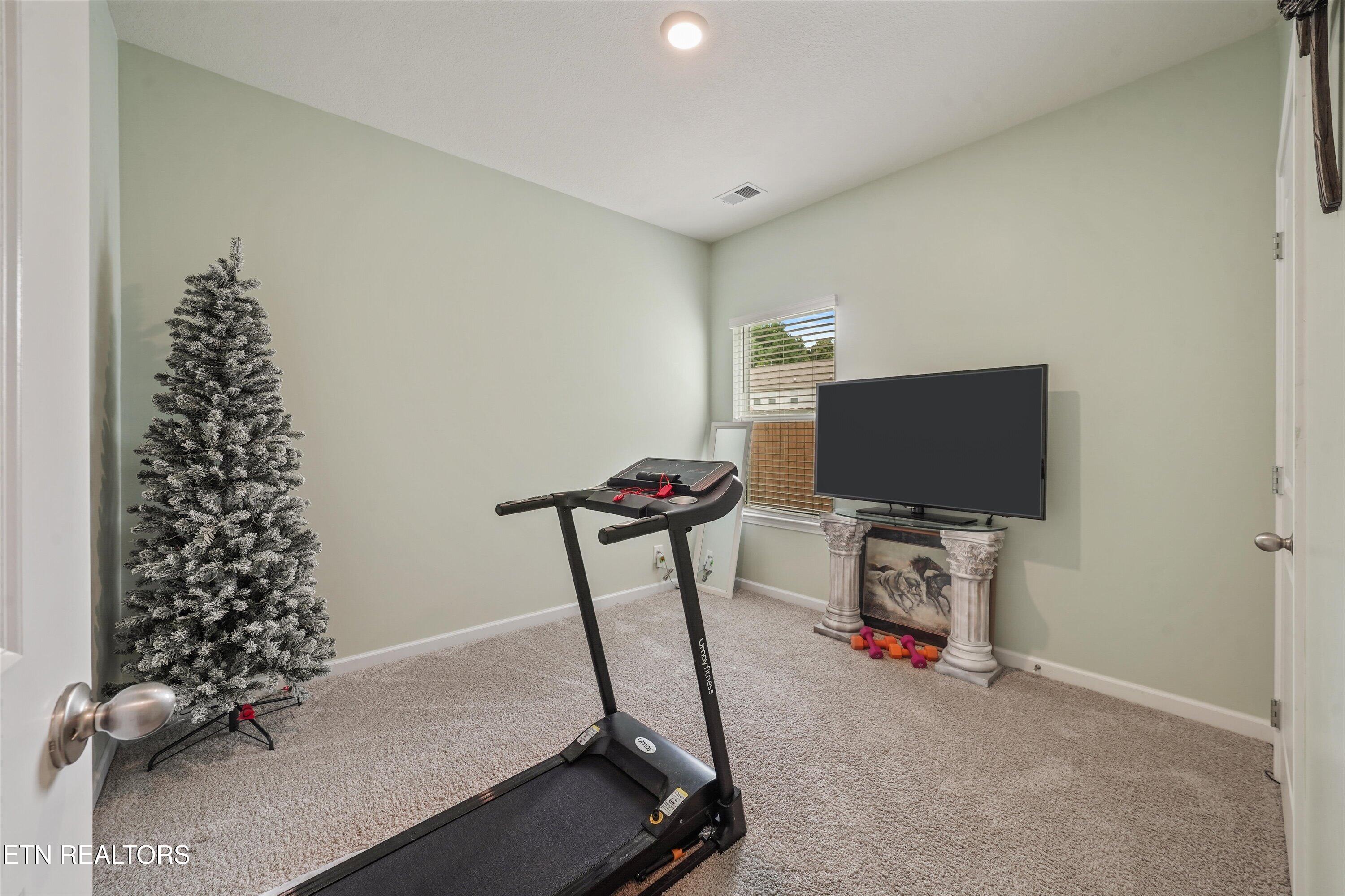 9834 War Admiral Lane Knoxville TN 37931