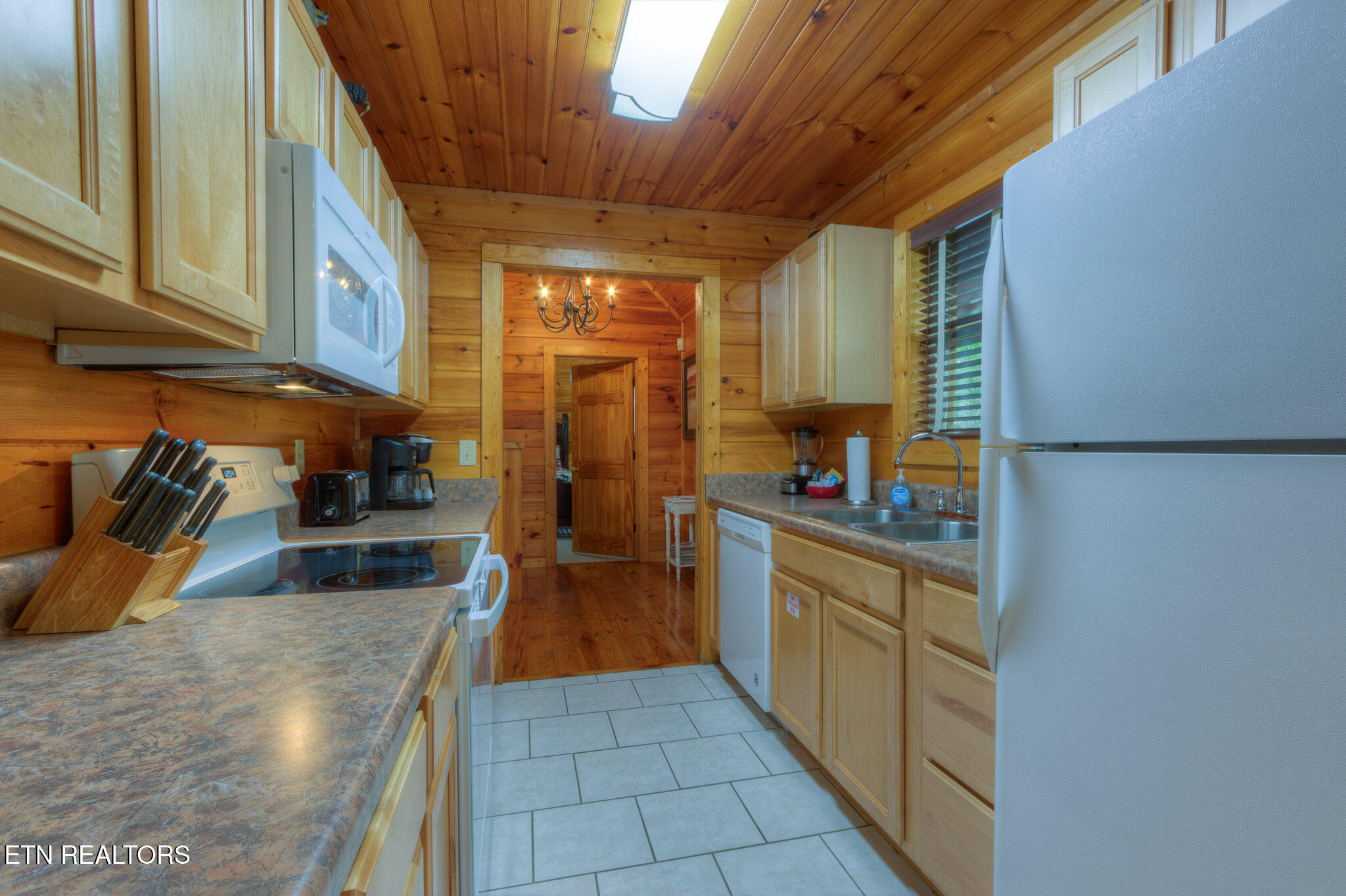 3810 Old Mountain Road Sevierville TN 37876