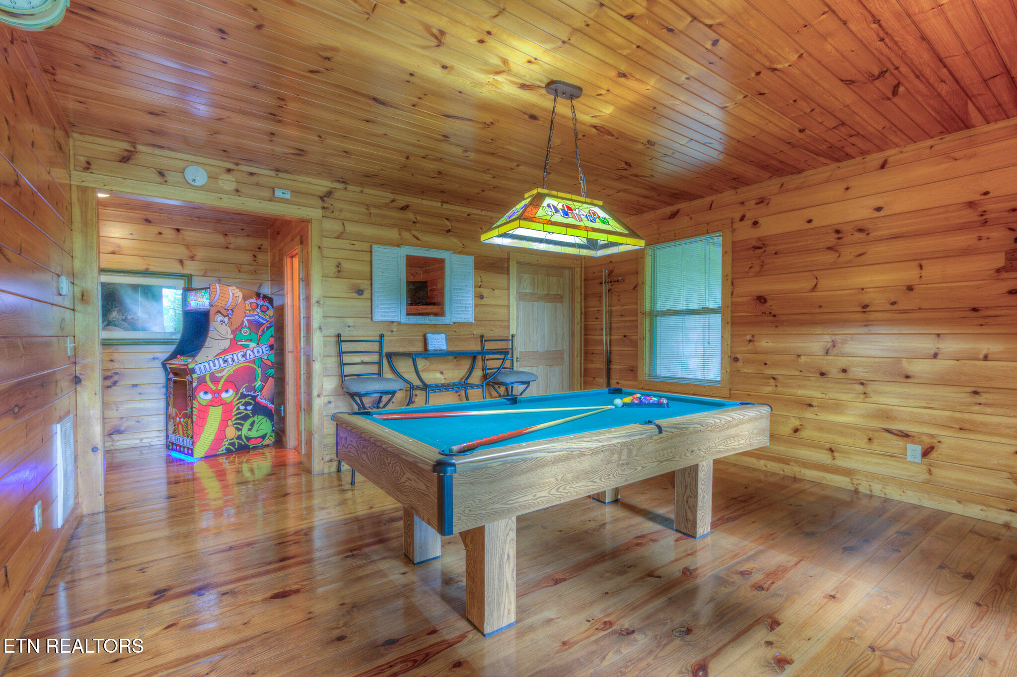 3810 Old Mountain Road Sevierville TN 37876