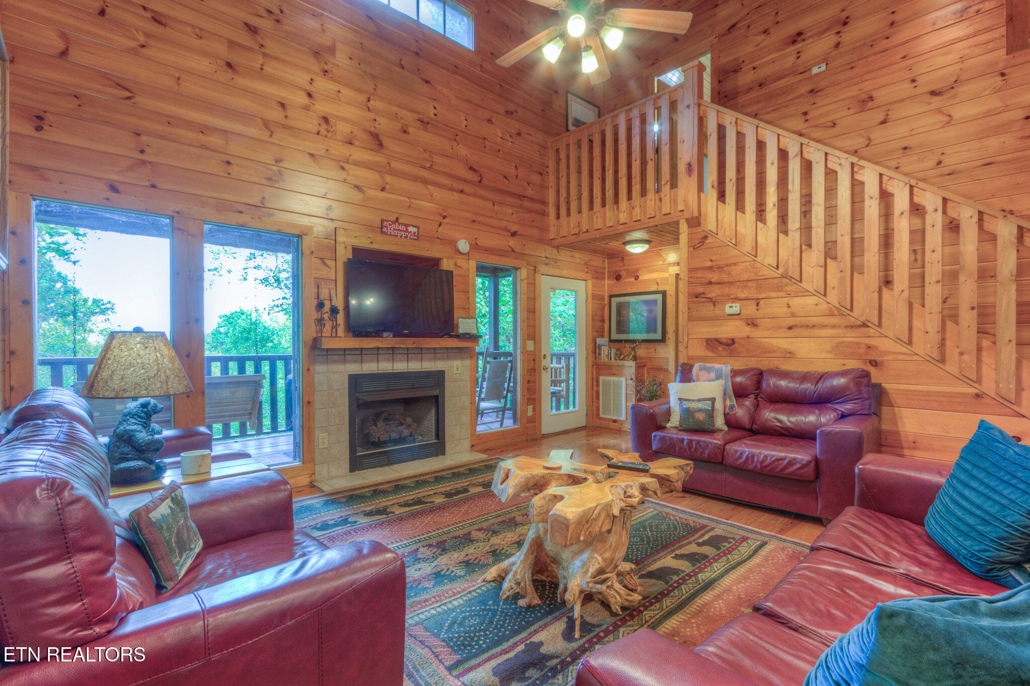 3810 Old Mountain Road Sevierville TN 37876