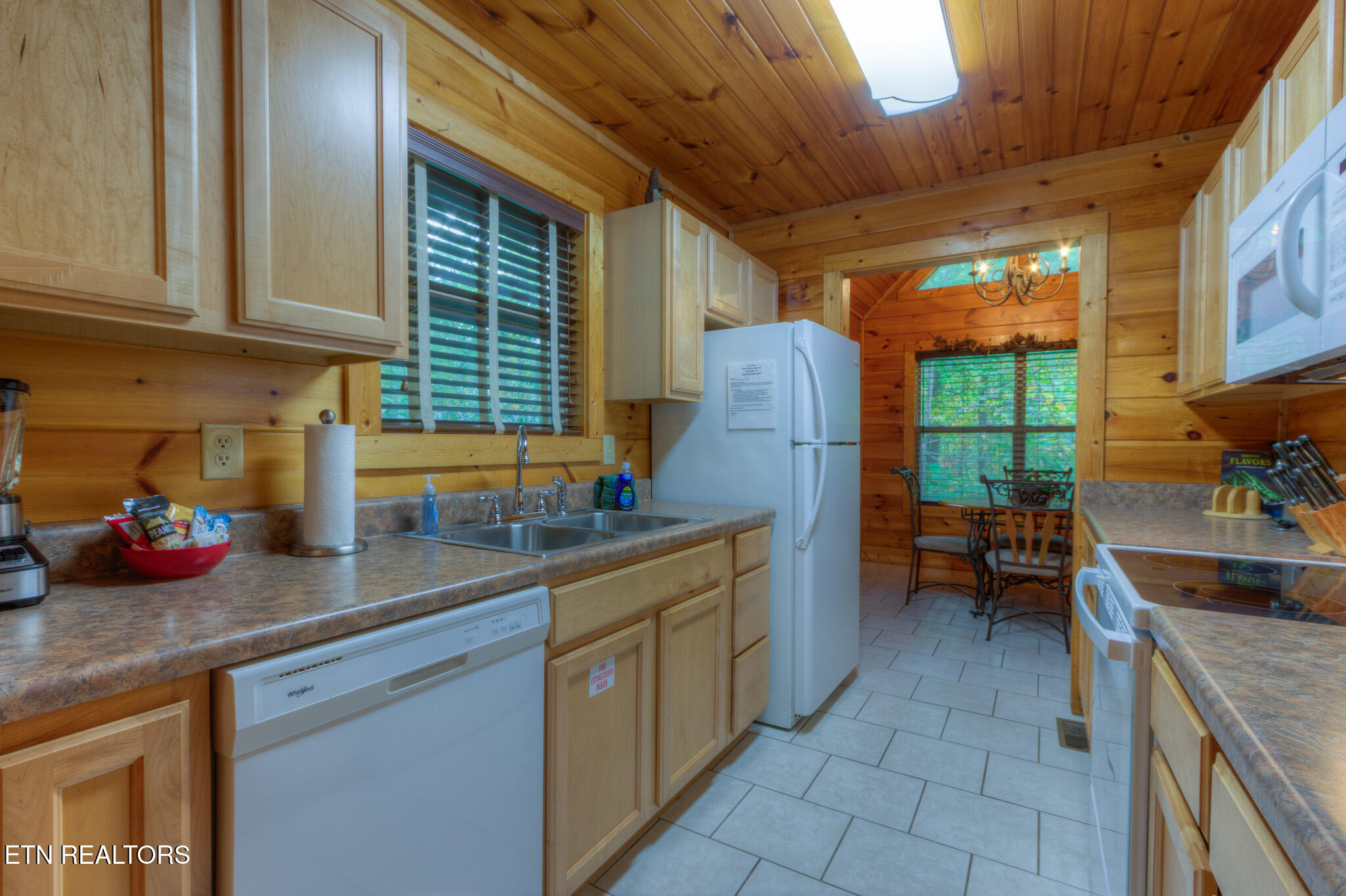 3810 Old Mountain Road Sevierville TN 37876