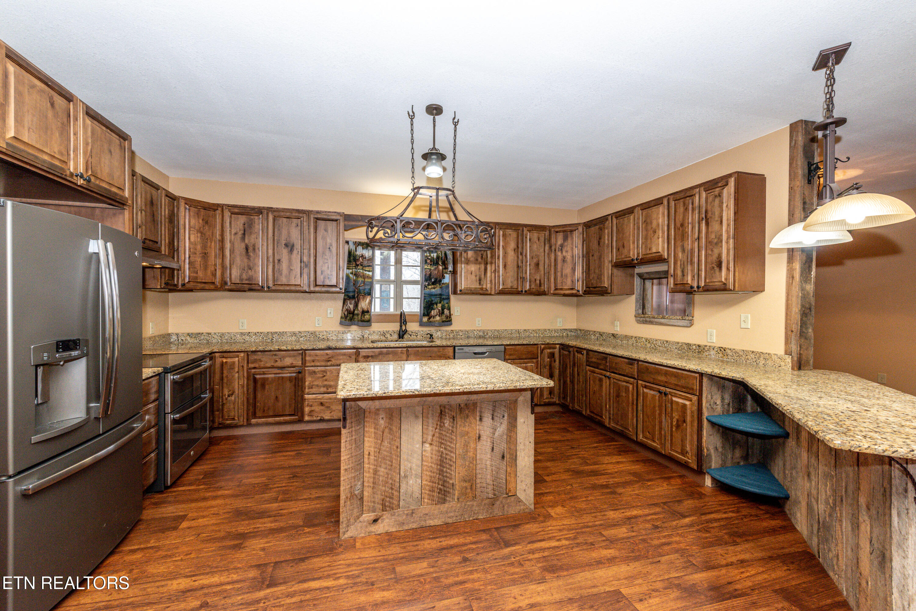 1658 Old Chilhowee Road Seymour TN 37865