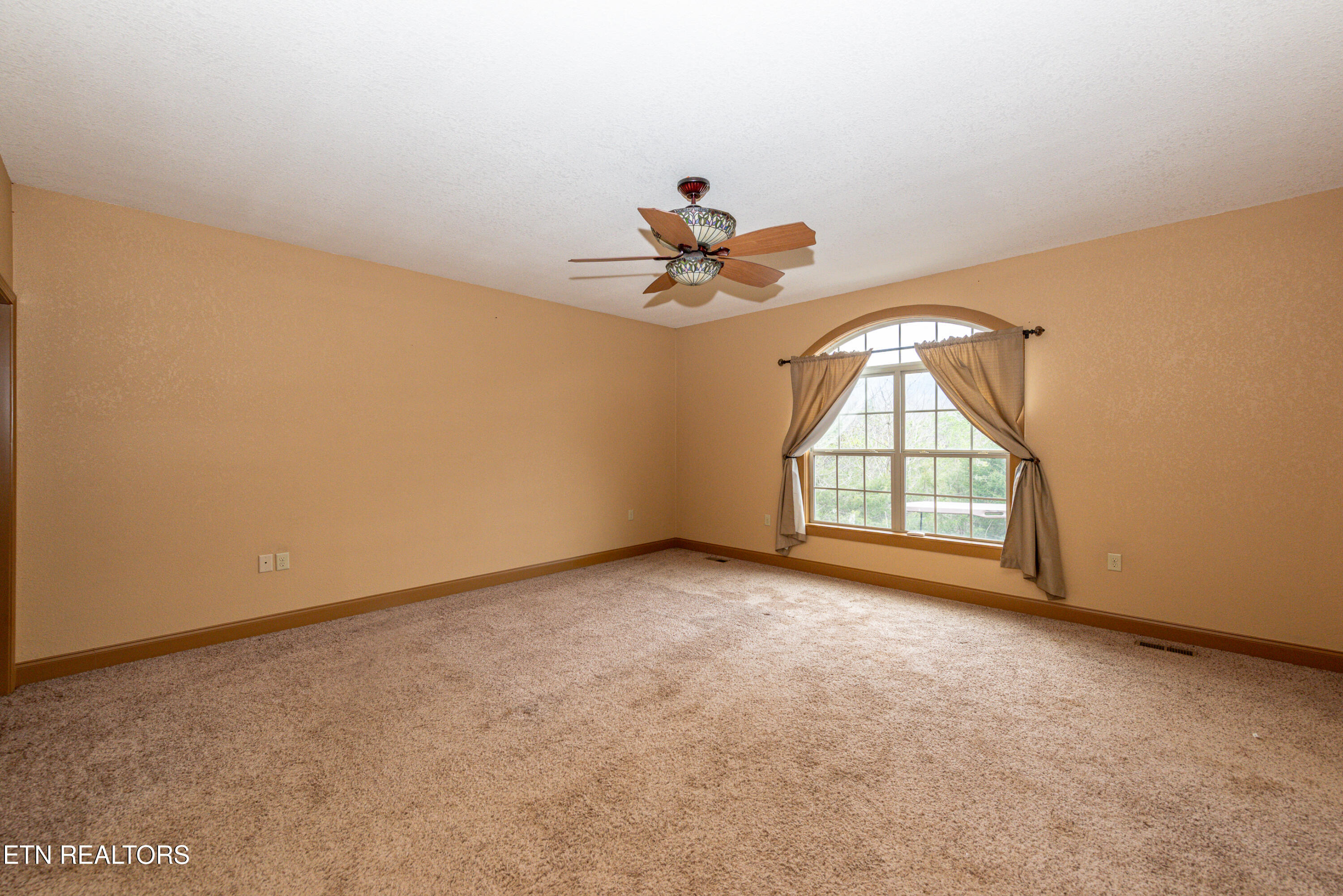1658 Old Chilhowee Road Seymour TN 37865