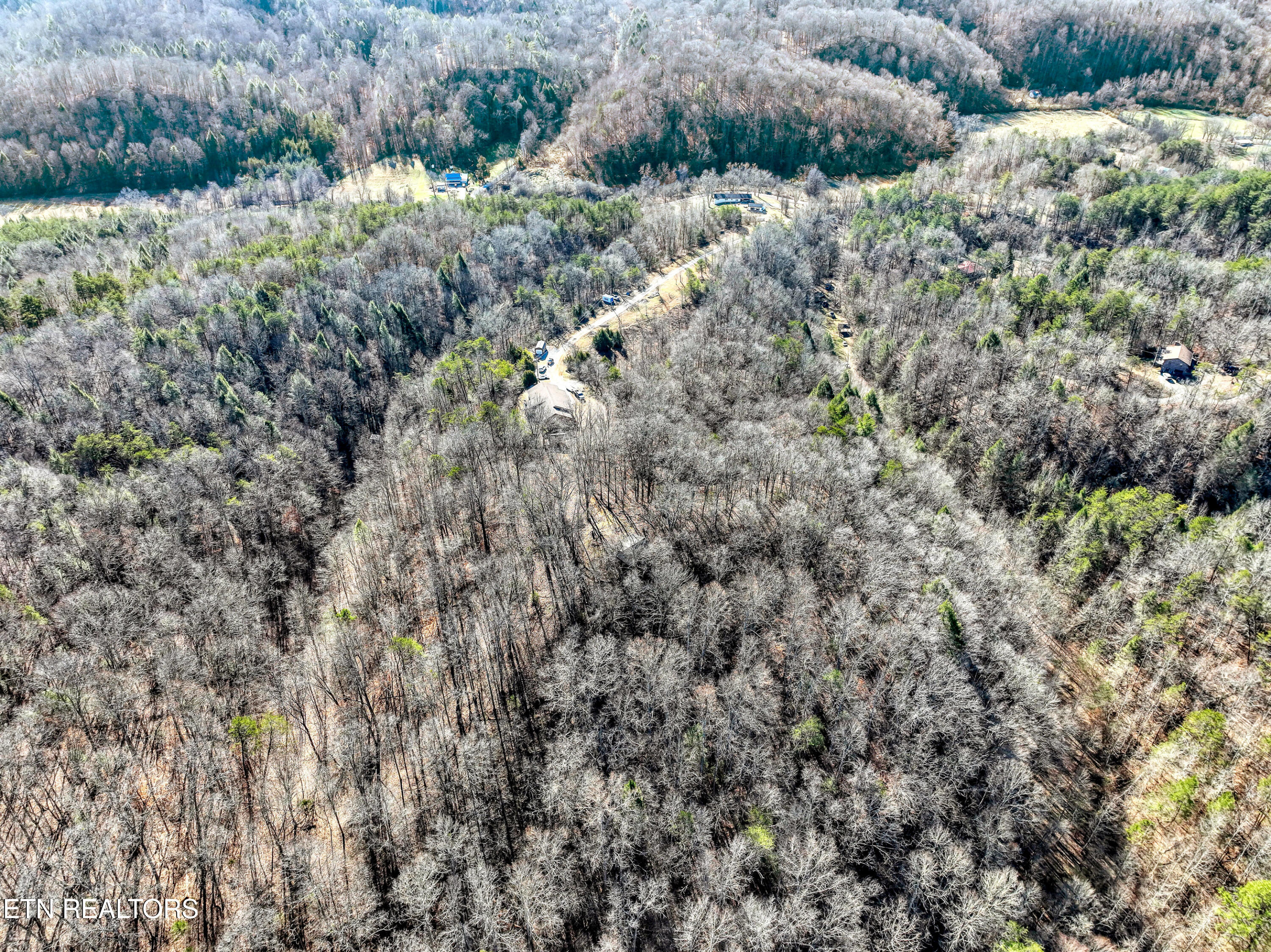 1658 Old Chilhowee Road Seymour TN 37865
