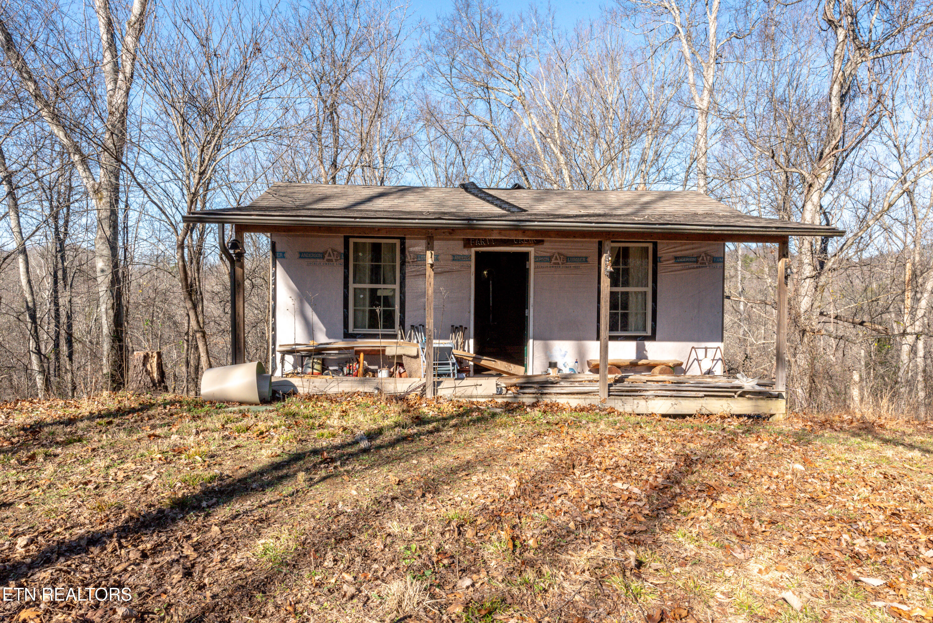 1658 Old Chilhowee Road Seymour TN 37865