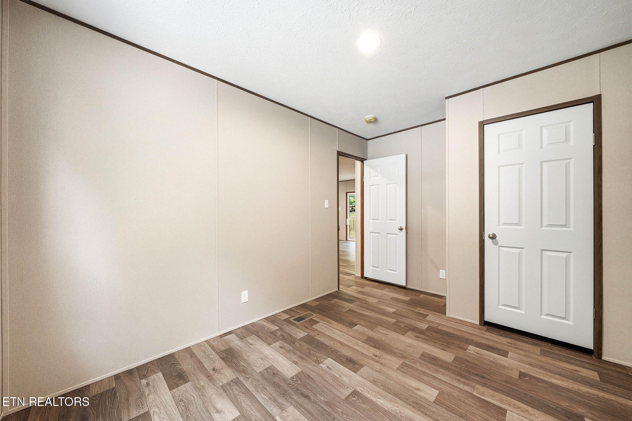 687 Hen Valley Road Oliver Springs TN 37840