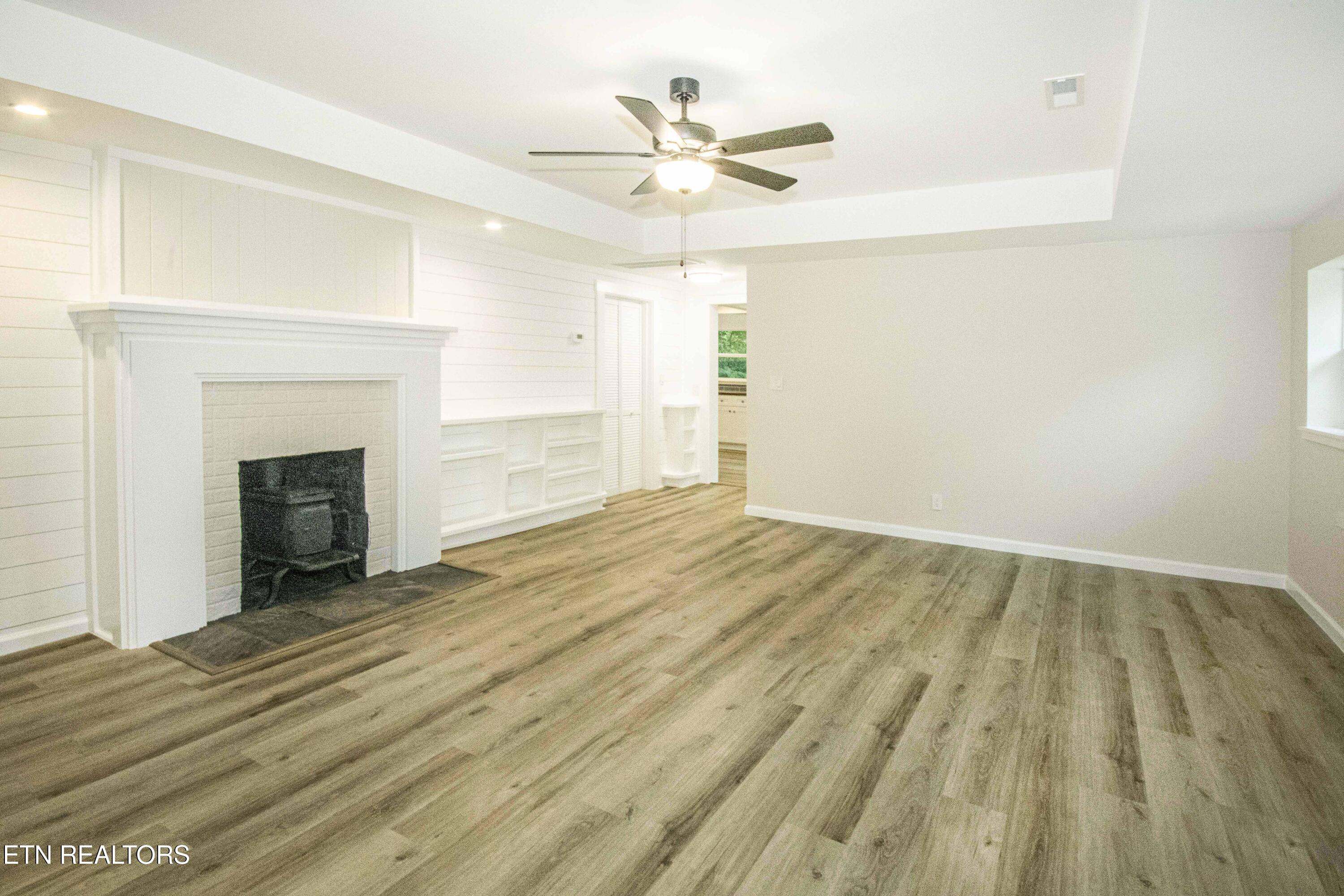 200 Midway Drive Oliver Springs TN 37840