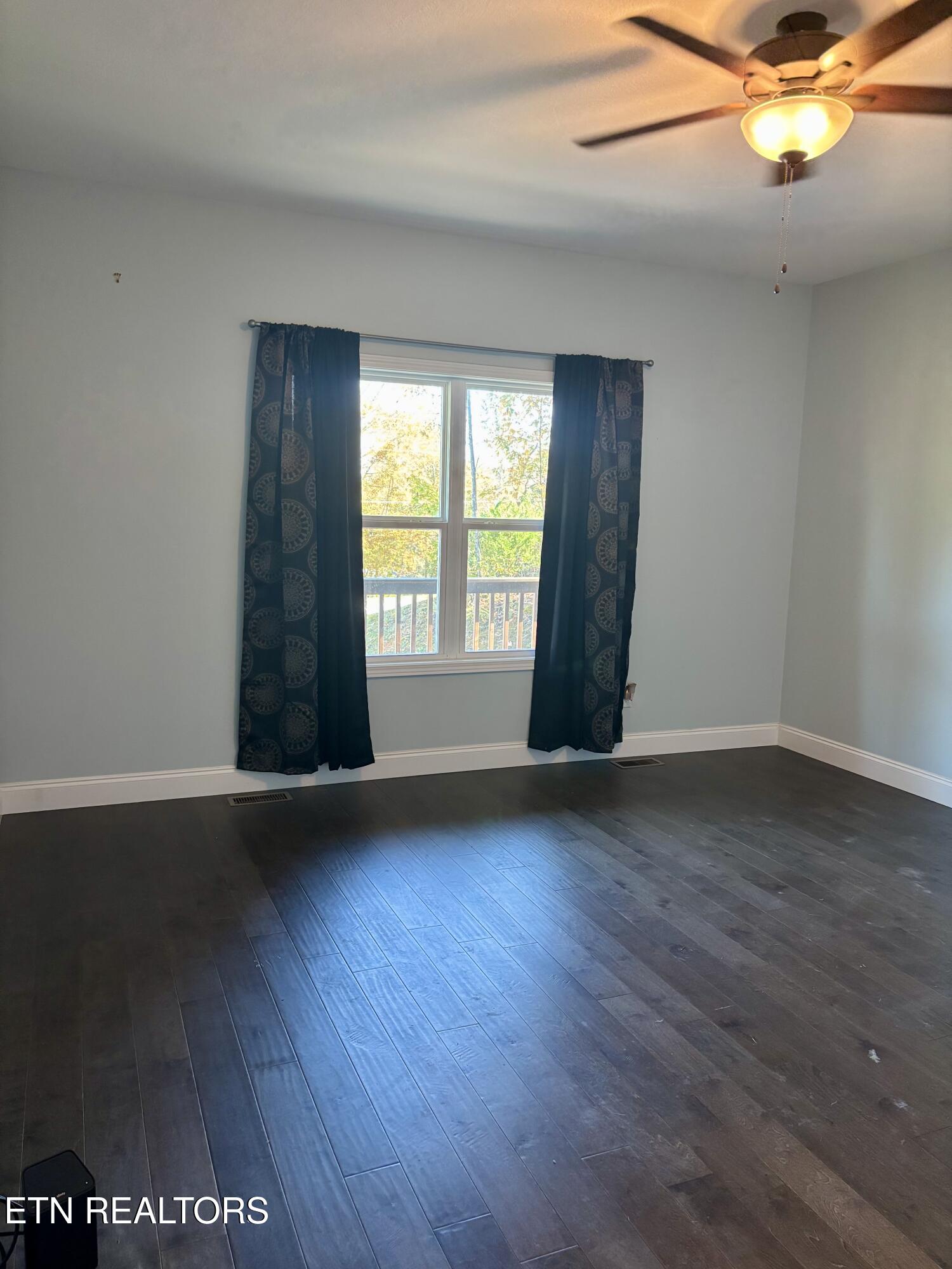 329 Branch Lane Clinton TN 37716