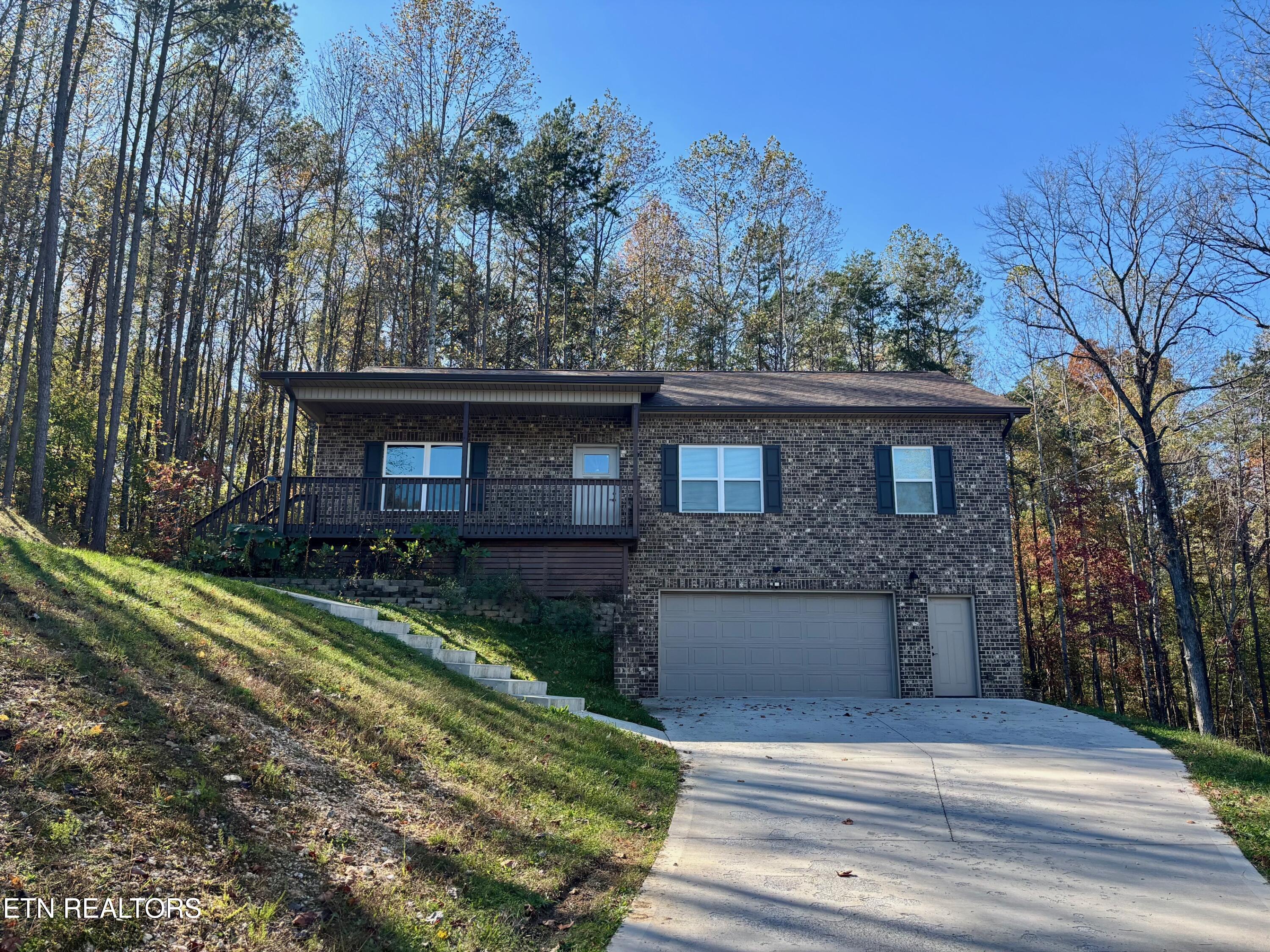 329 Branch Lane Clinton TN 37716