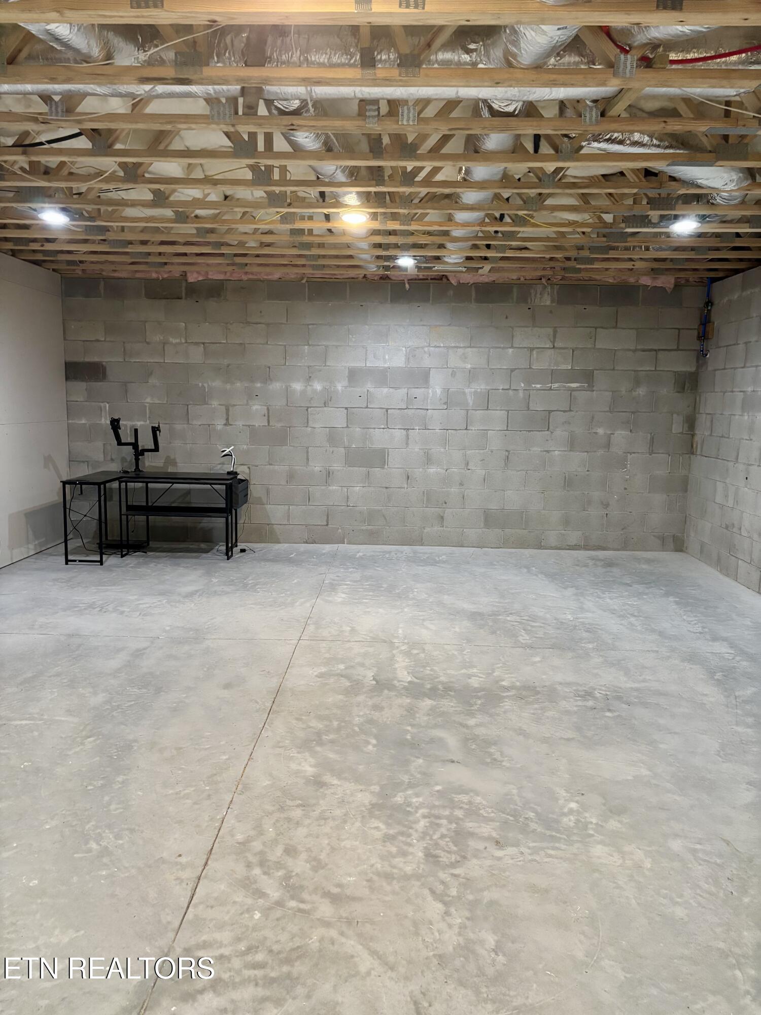 329 Branch Lane Clinton TN 37716