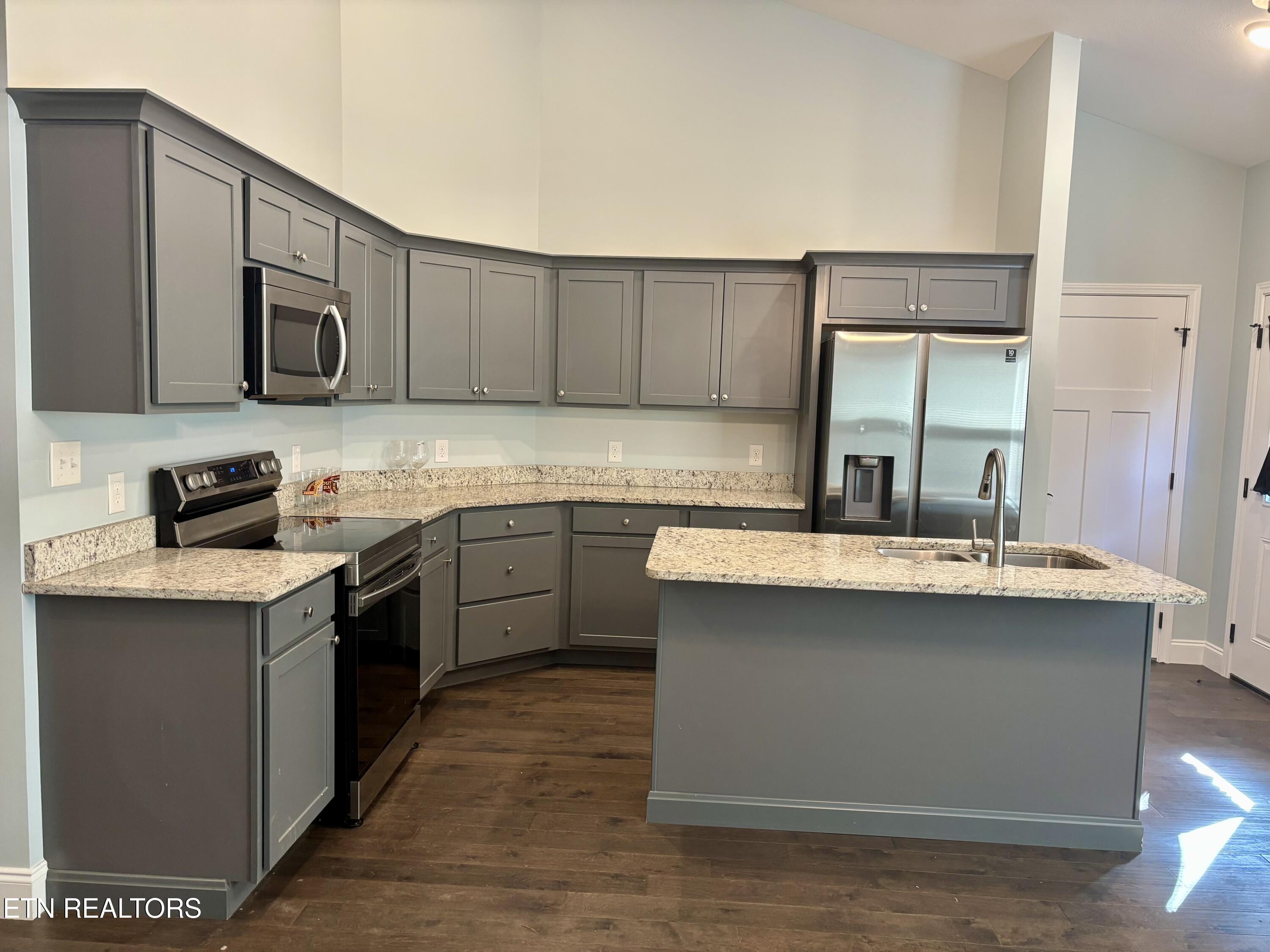 329 Branch Lane Clinton TN 37716