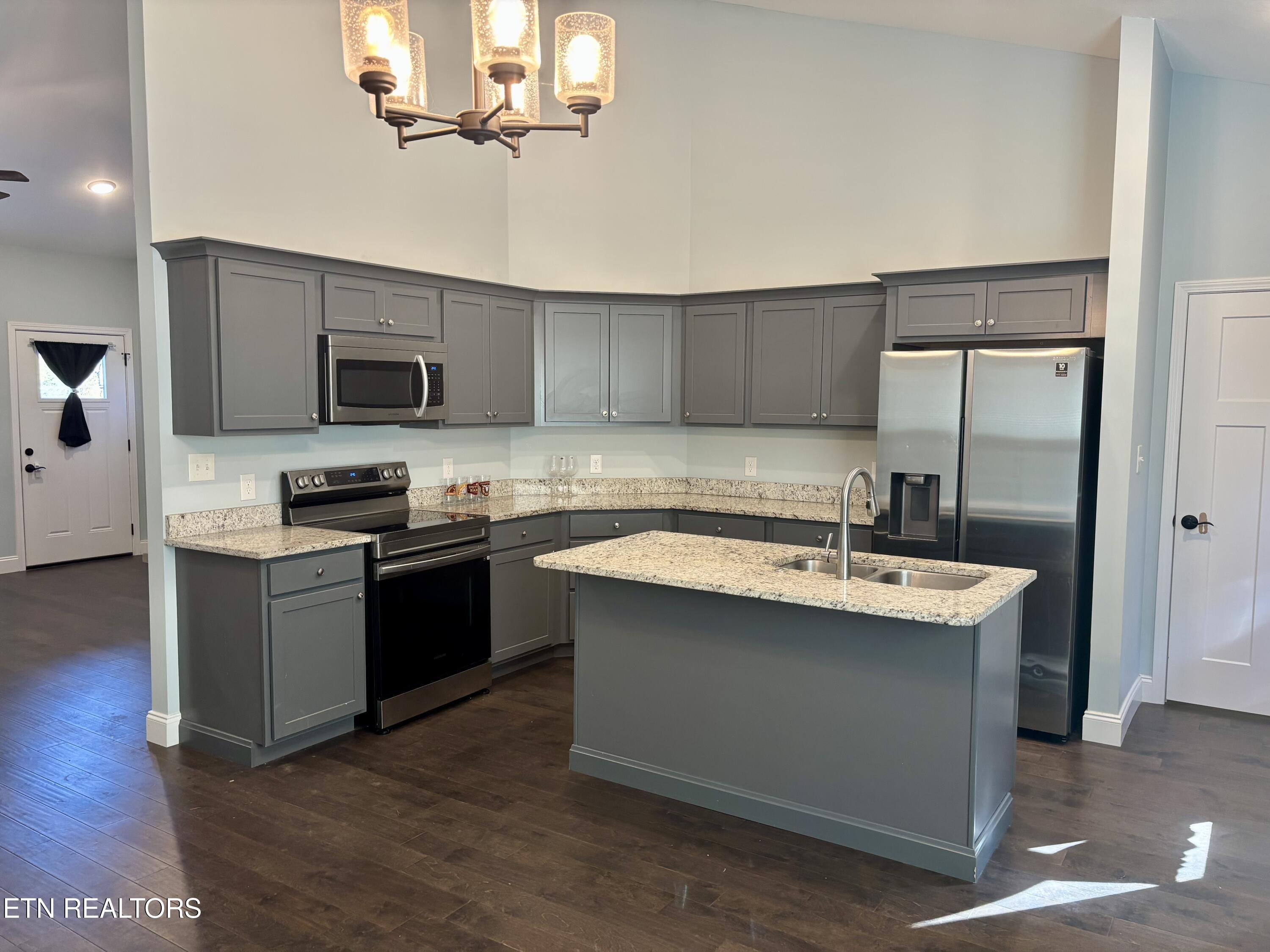 329 Branch Lane Clinton TN 37716