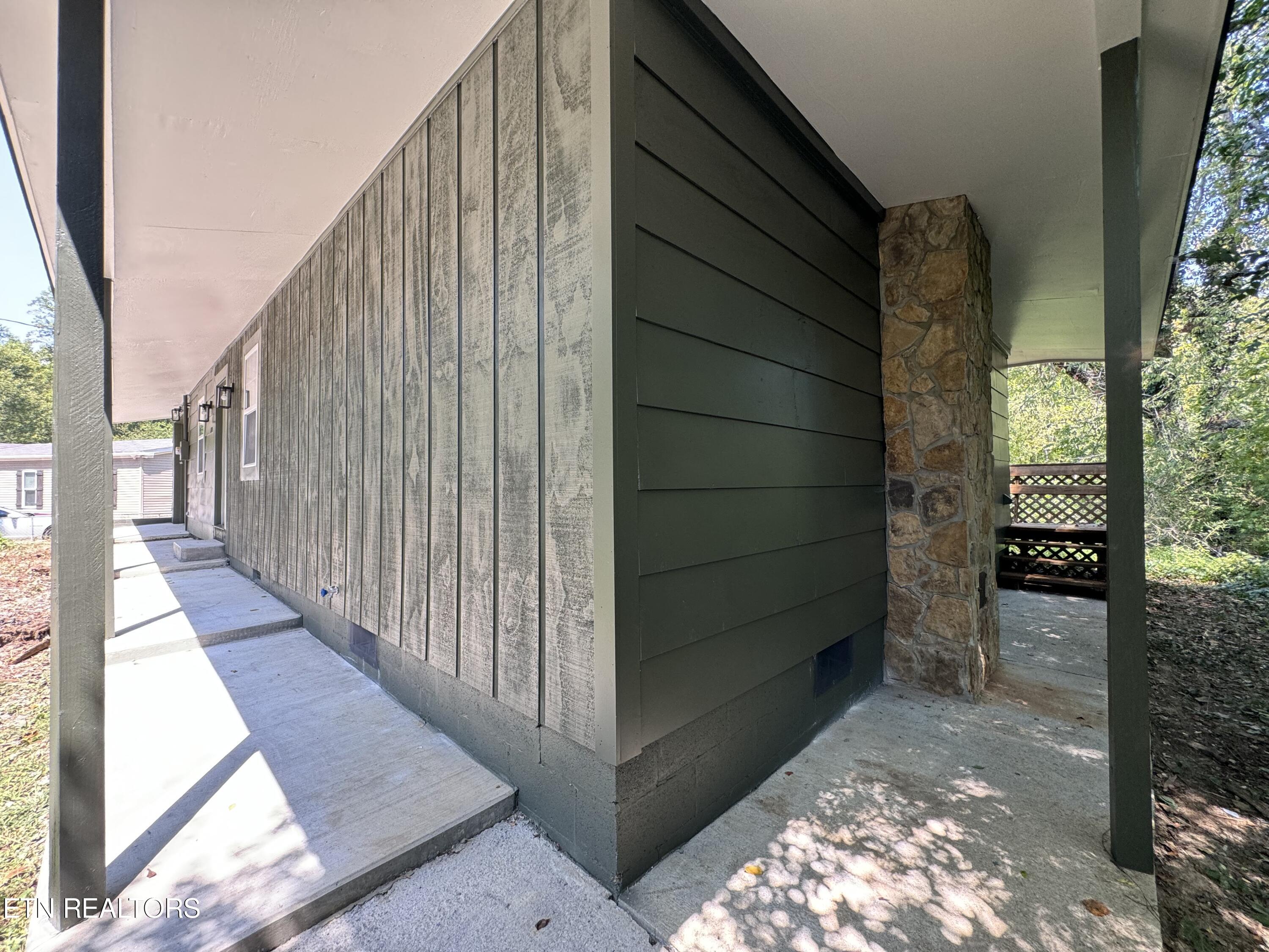 720 Sleepy Hollow Road Oliver Springs TN 37840