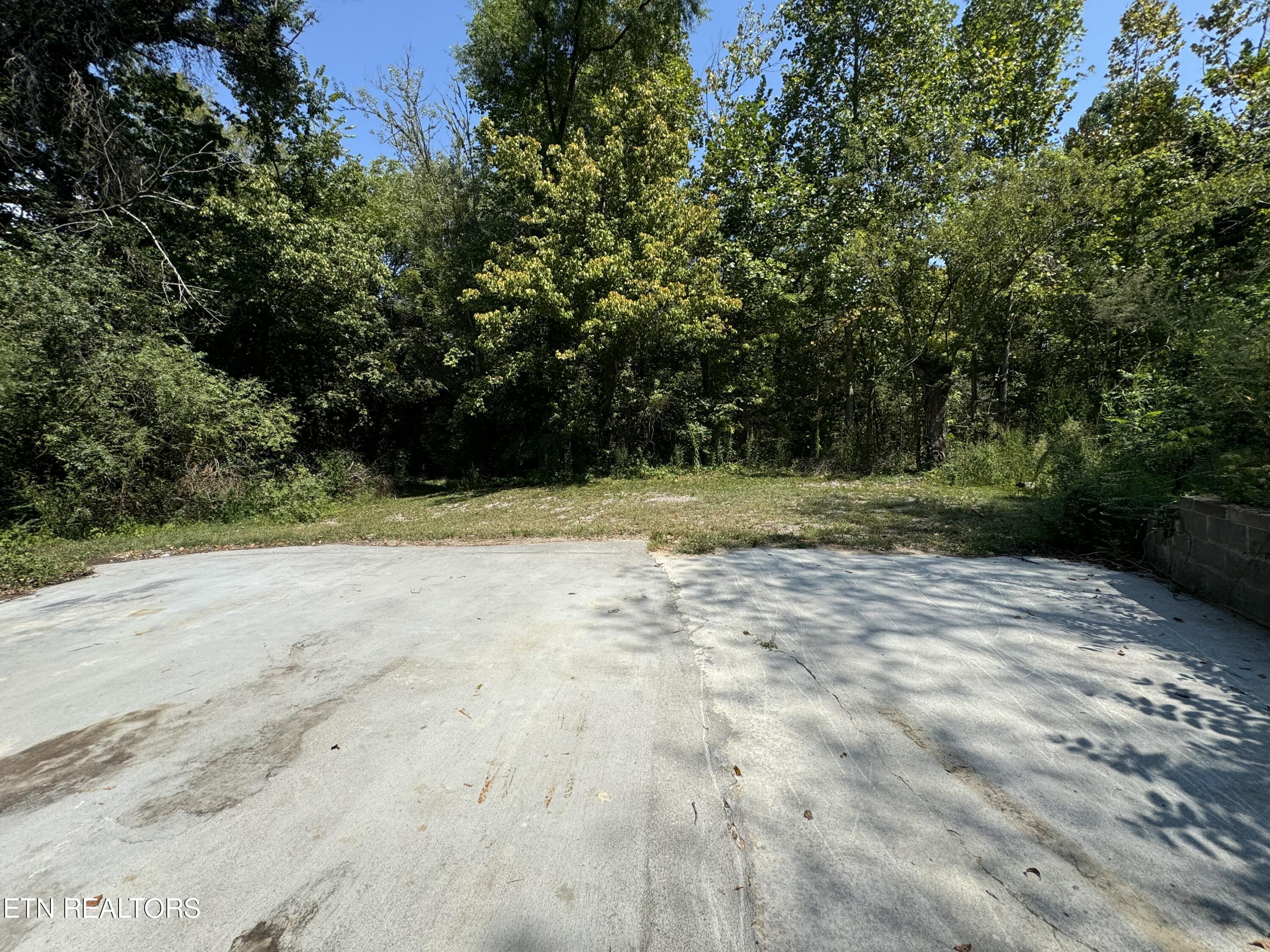 720 Sleepy Hollow Road Oliver Springs TN 37840
