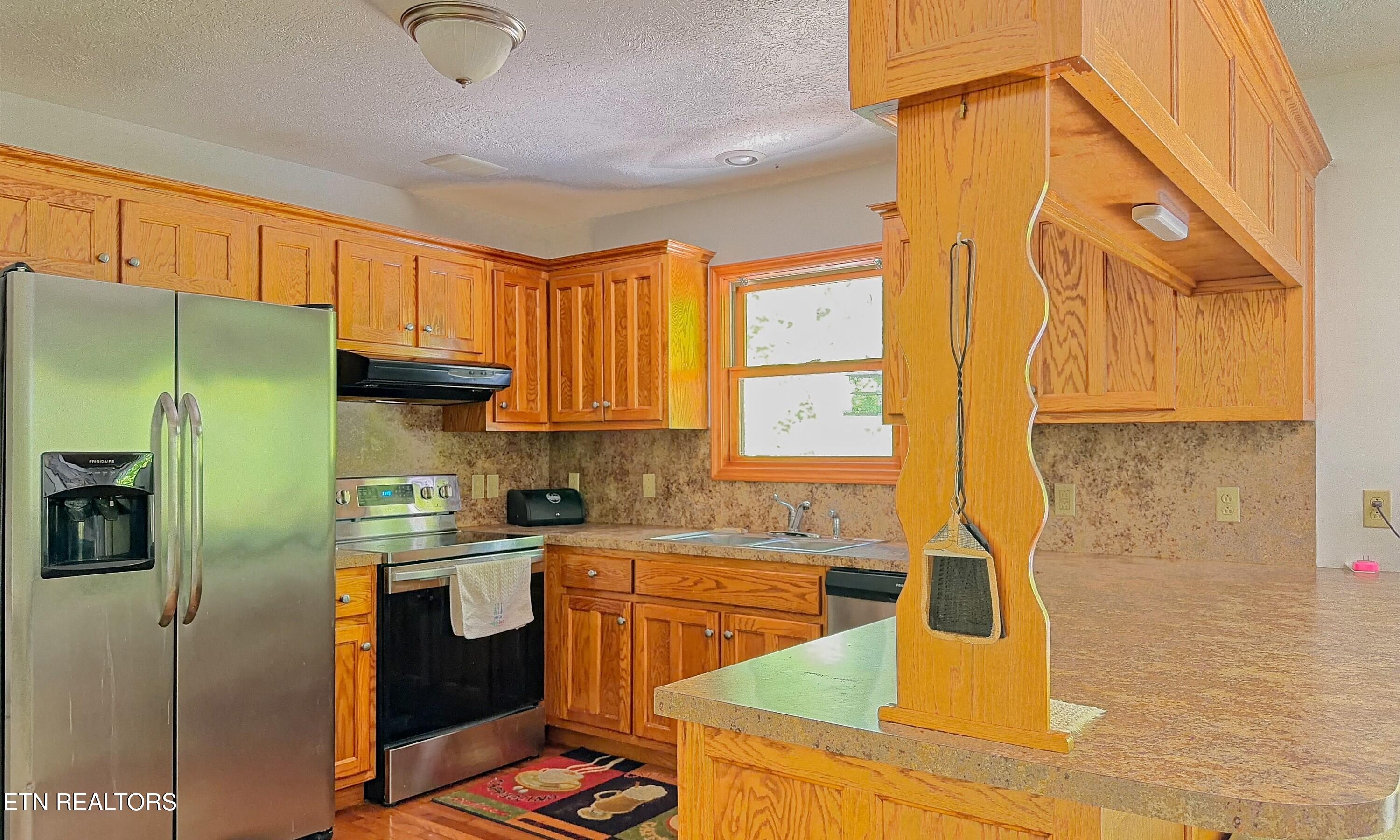 108 W Bobcat Lane Wilder TN 38589