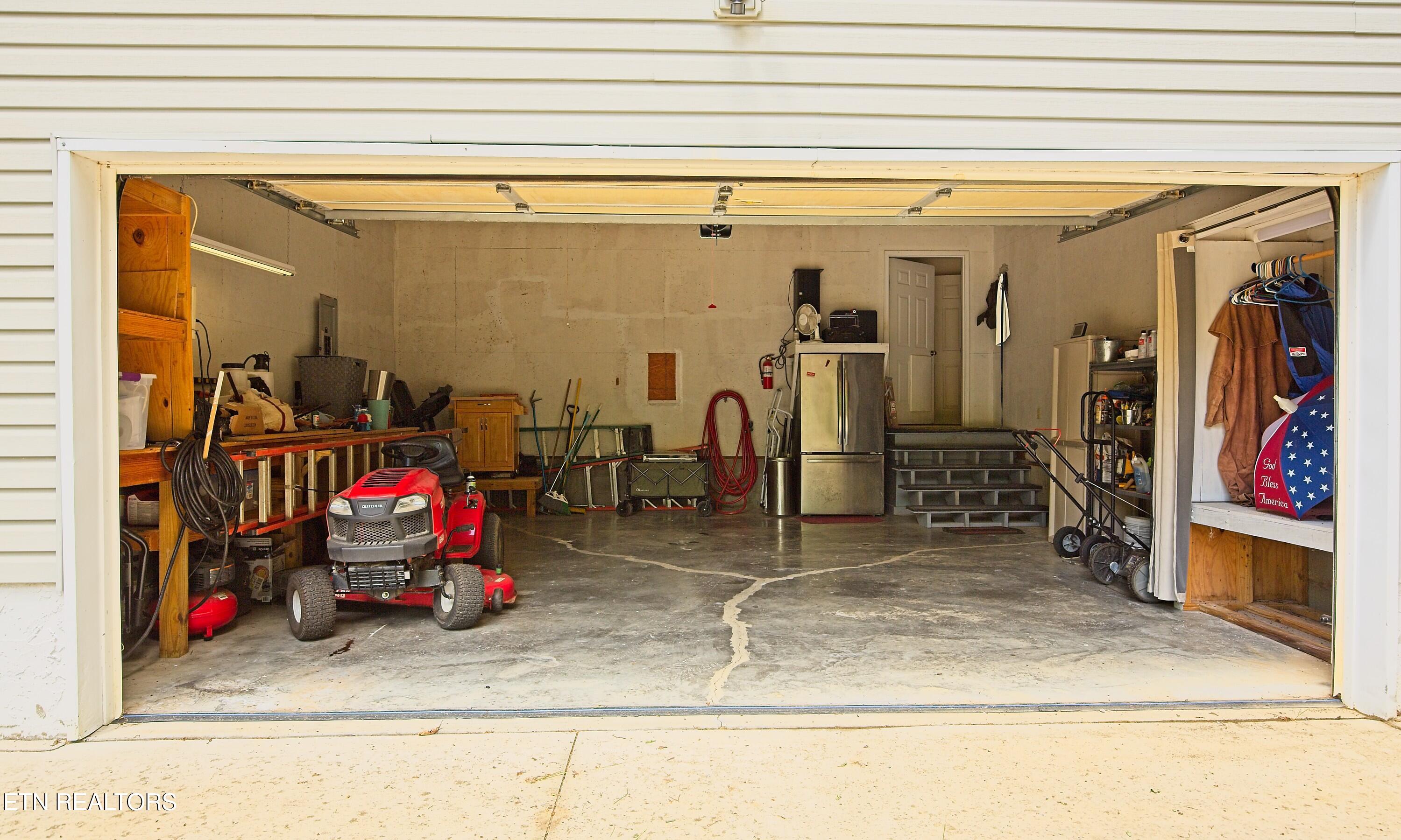 108 W Bobcat Lane Wilder TN 38589