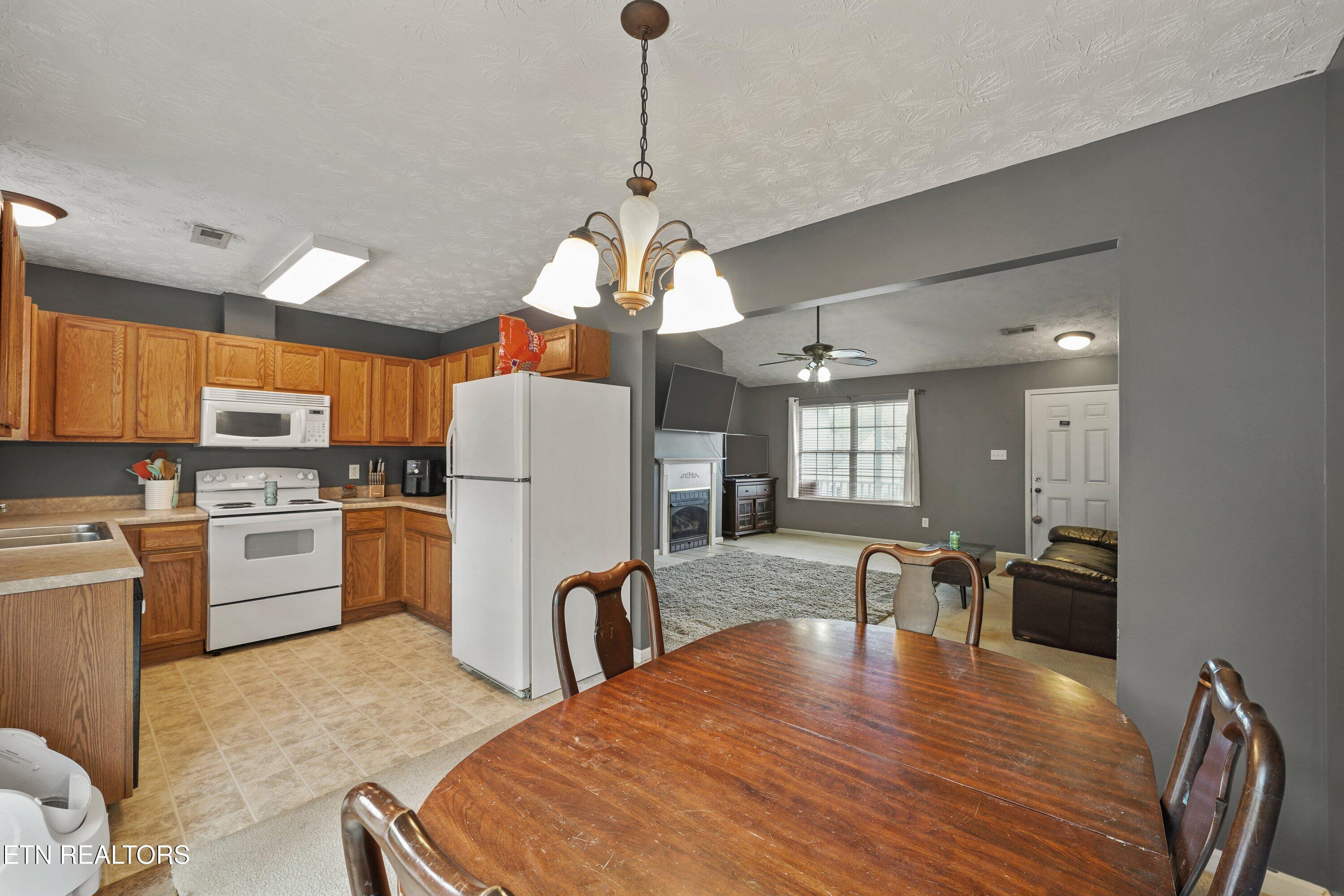 8017 Cold Stream Lane Knoxville TN 37920
