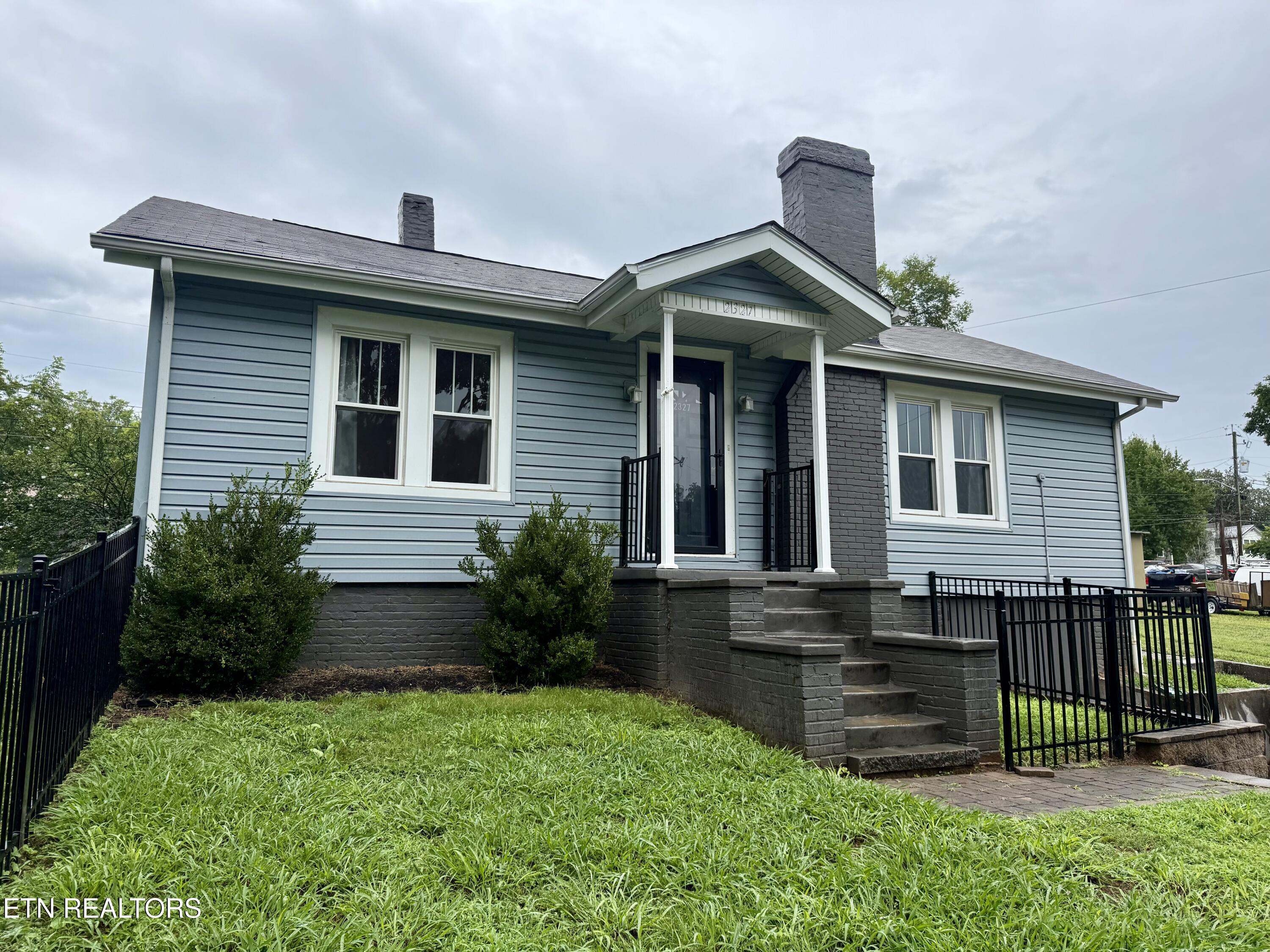 2327 Cedar Lane Knoxville TN 37918