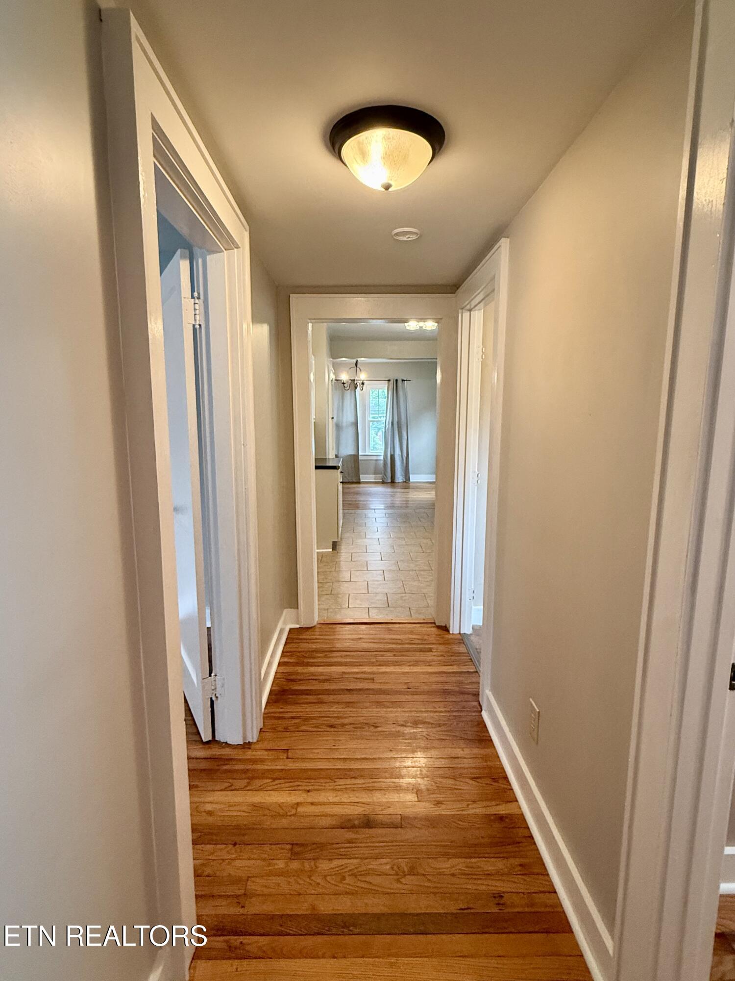 2327 Cedar Lane Knoxville TN 37918