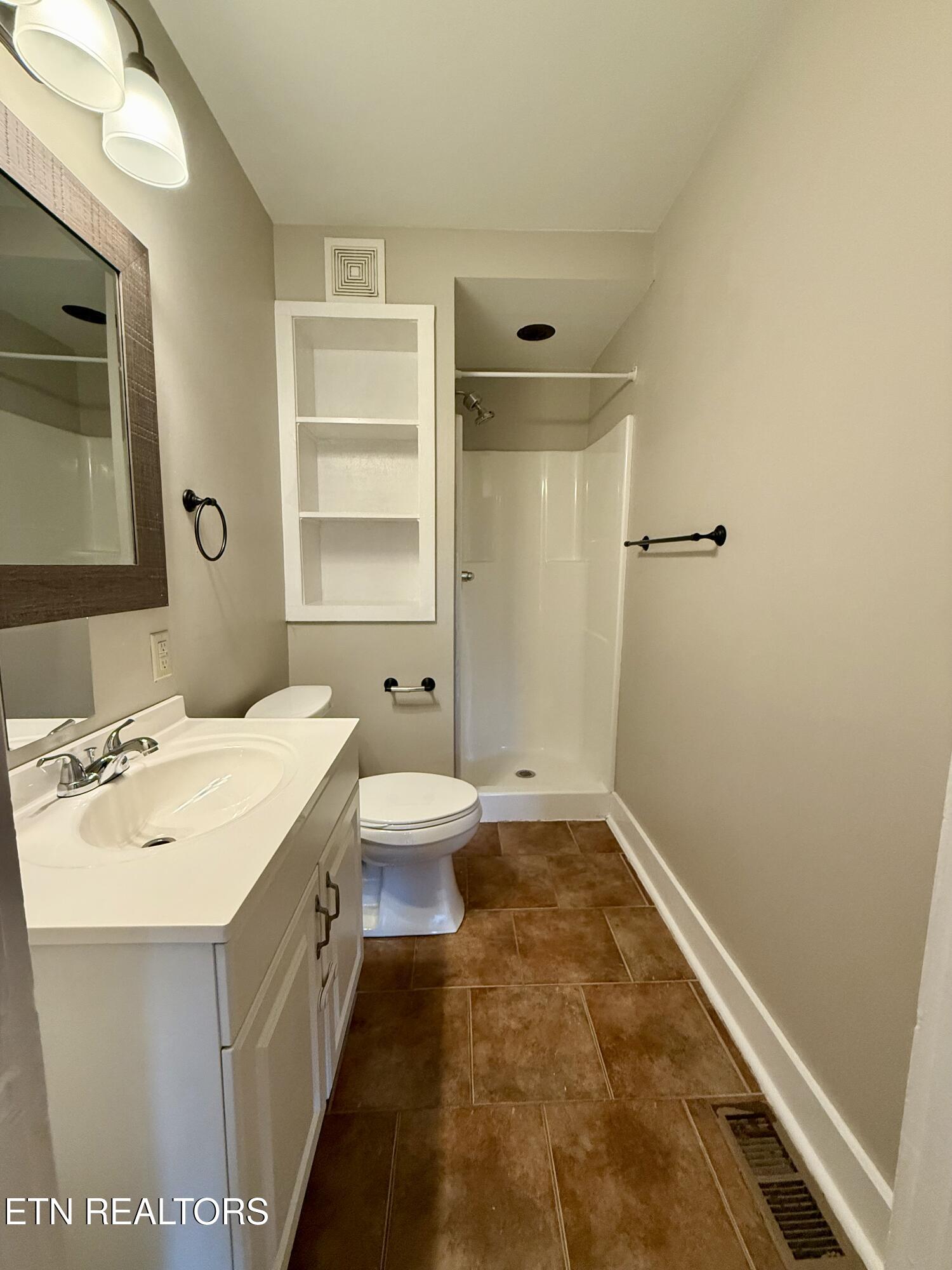 2327 Cedar Lane Knoxville TN 37918