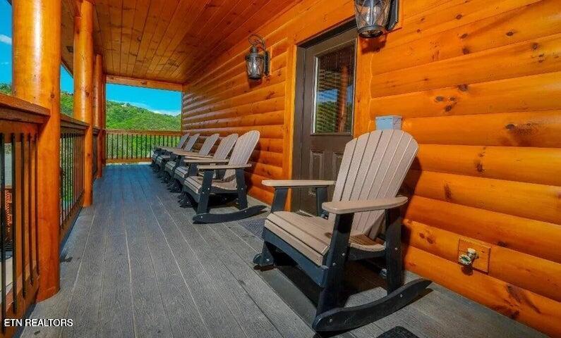 1215 Bird Nest Way Sevierville TN 37862
