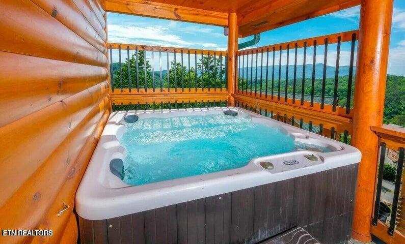 1215 Bird Nest Way Sevierville TN 37862