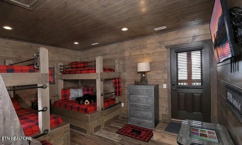 1215 Bird Nest Way Sevierville TN 37862
