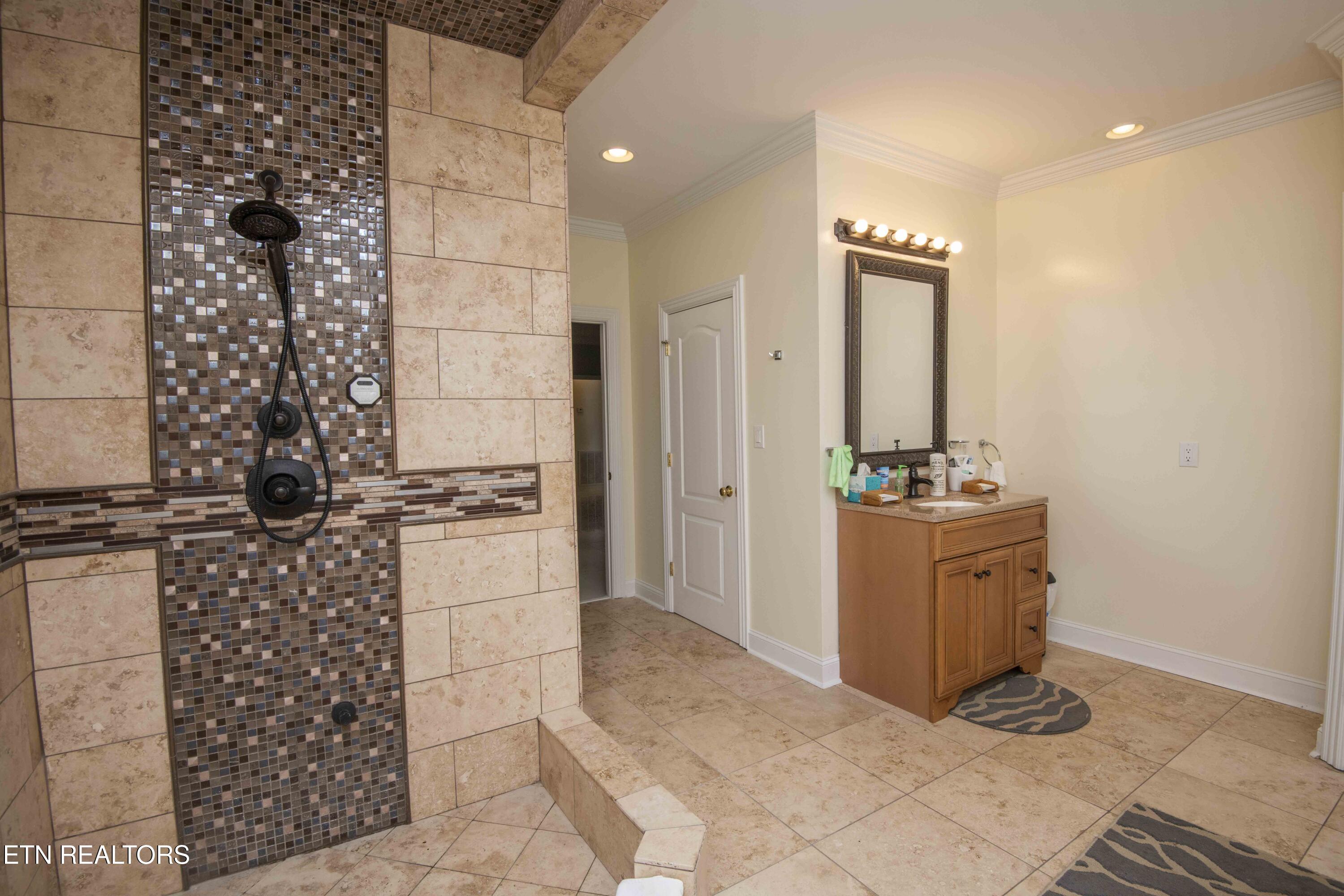 799 Twin Hills Lane Jacksboro TN 37757