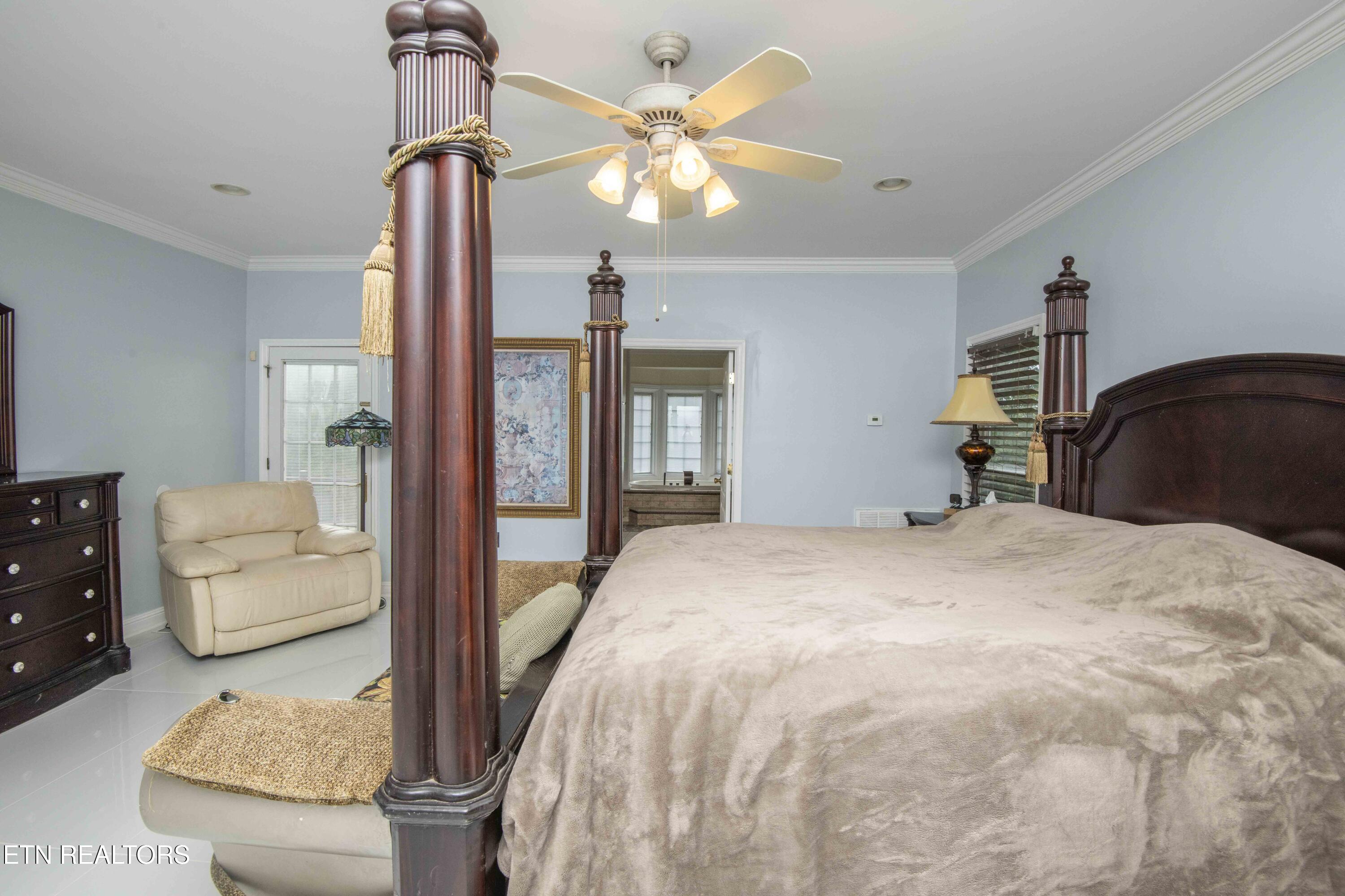 799 Twin Hills Lane Jacksboro TN 37757