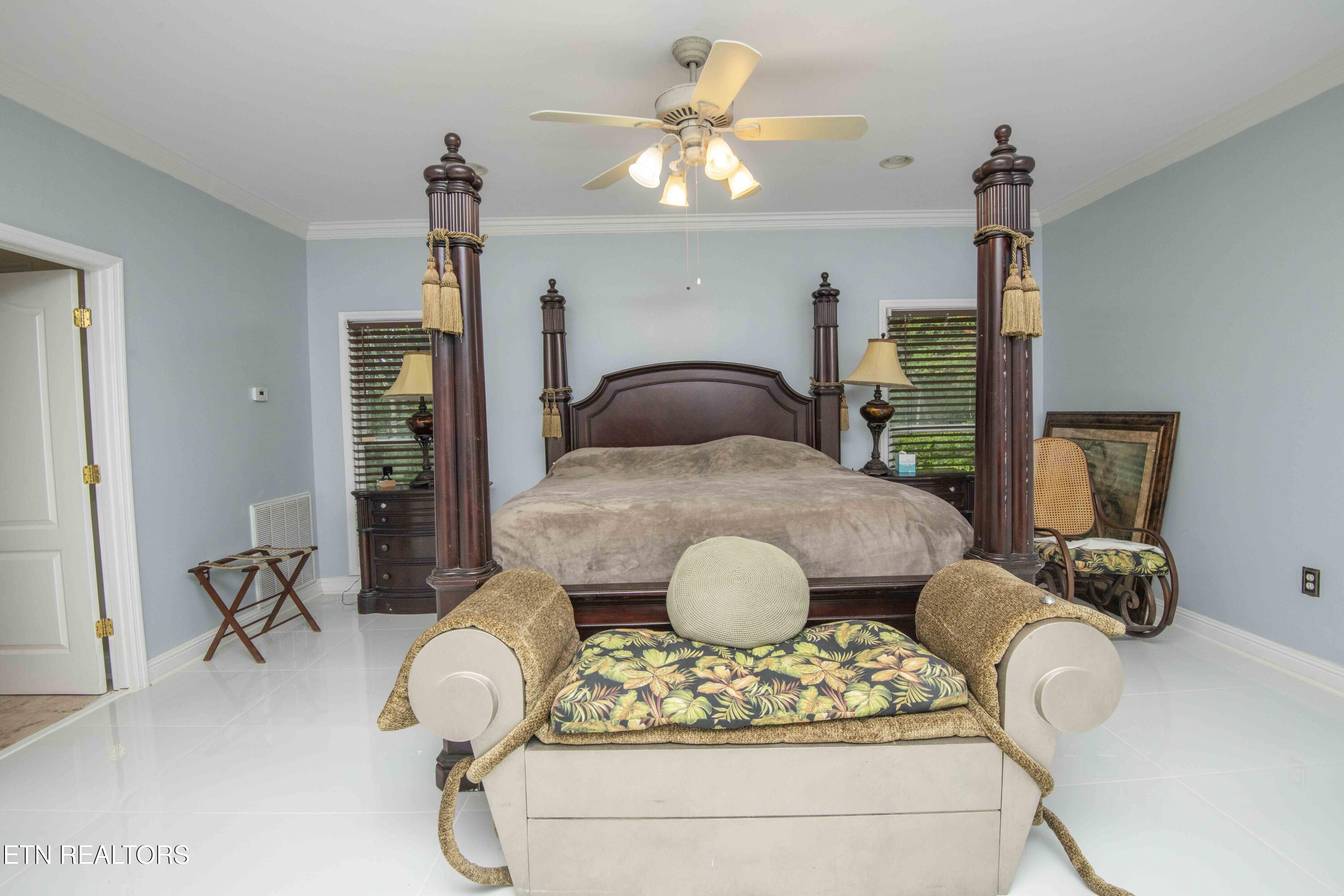 799 Twin Hills Lane Jacksboro TN 37757