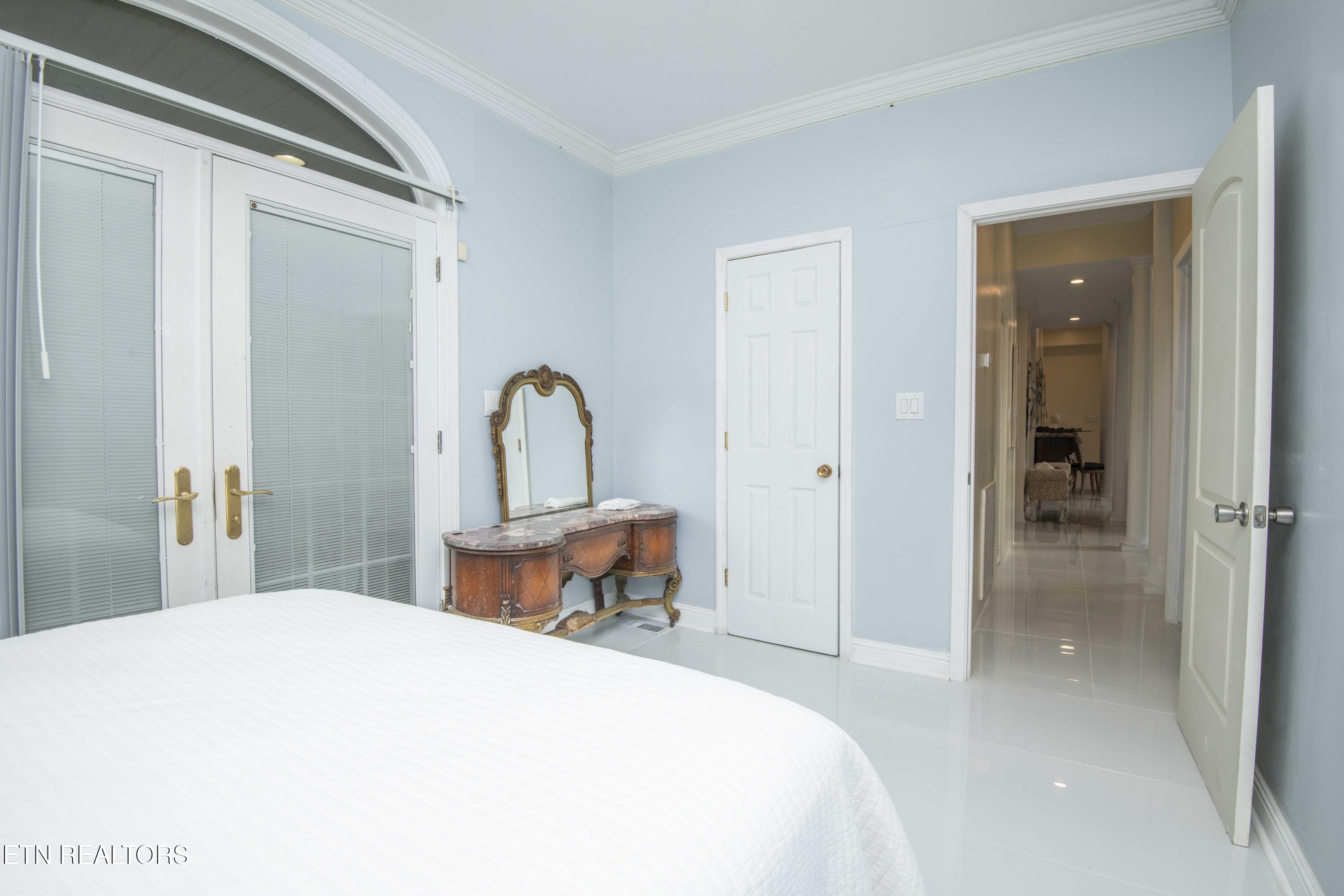 799 Twin Hills Lane Jacksboro TN 37757