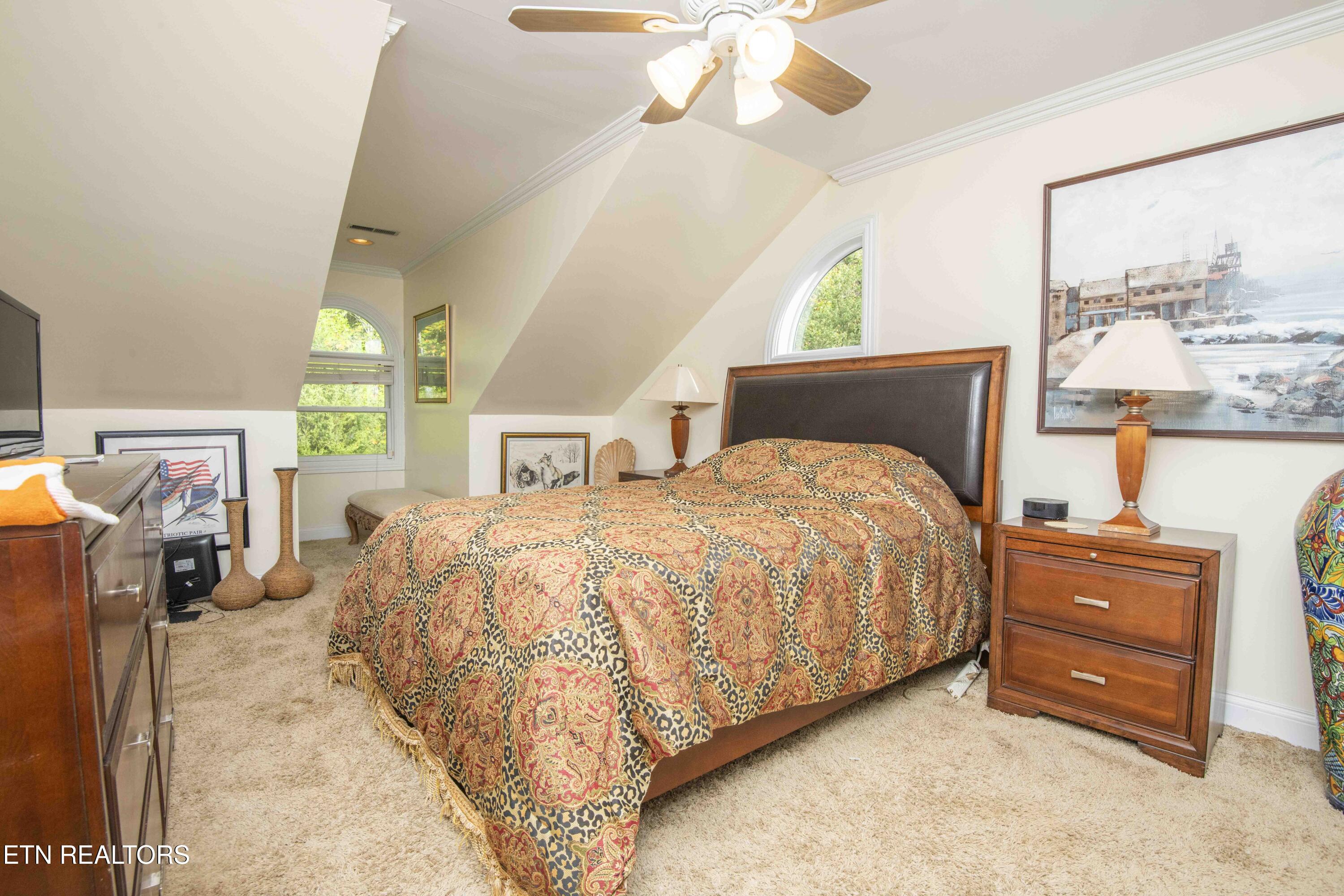 799 Twin Hills Lane Jacksboro TN 37757