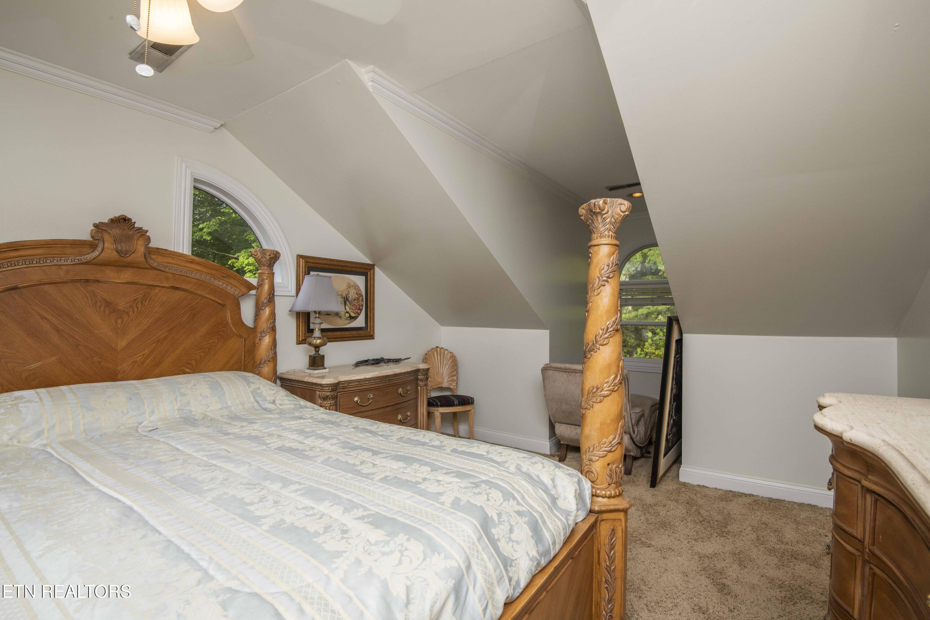 799 Twin Hills Lane Jacksboro TN 37757