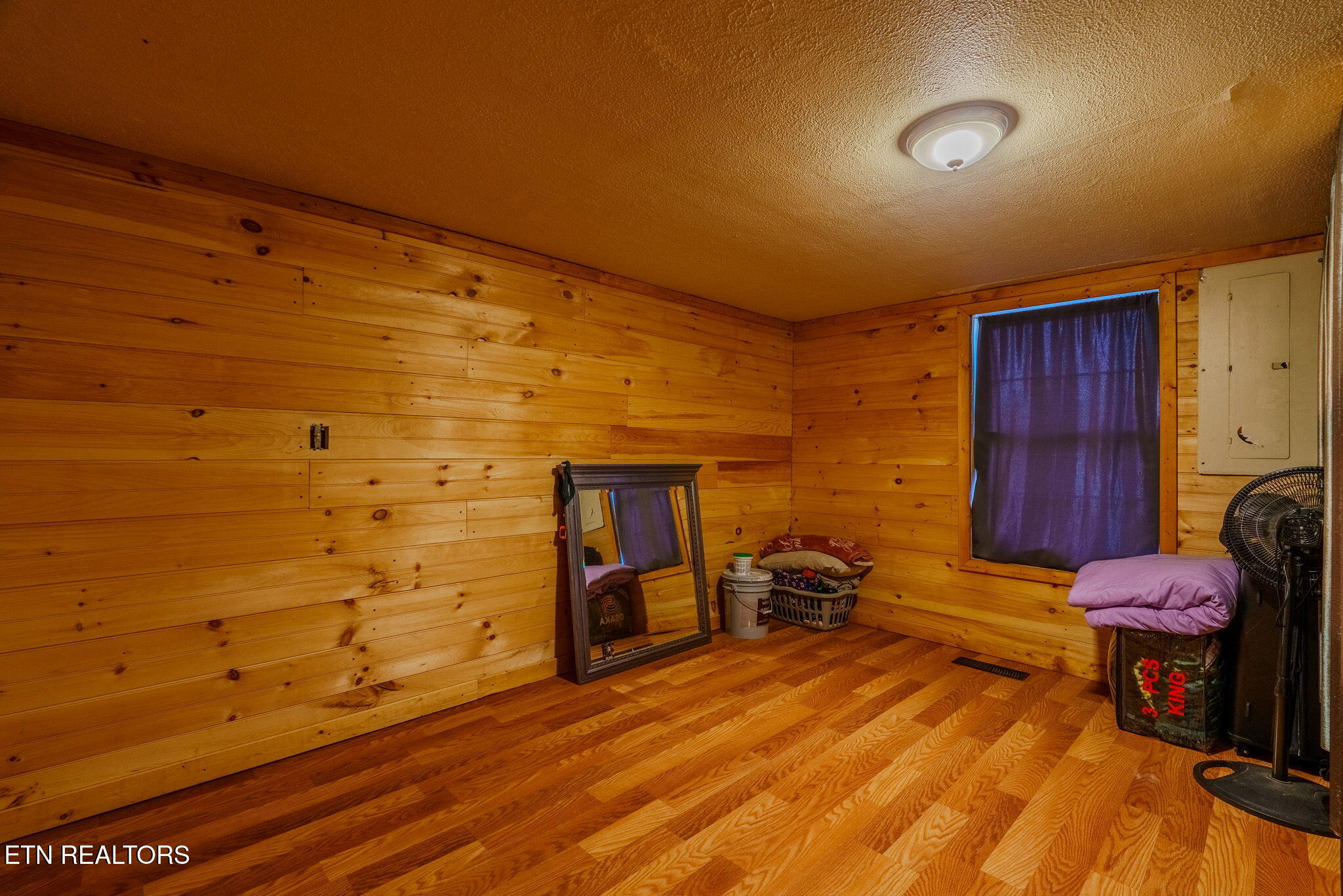 812 Marlow Circle Clinton TN 37716