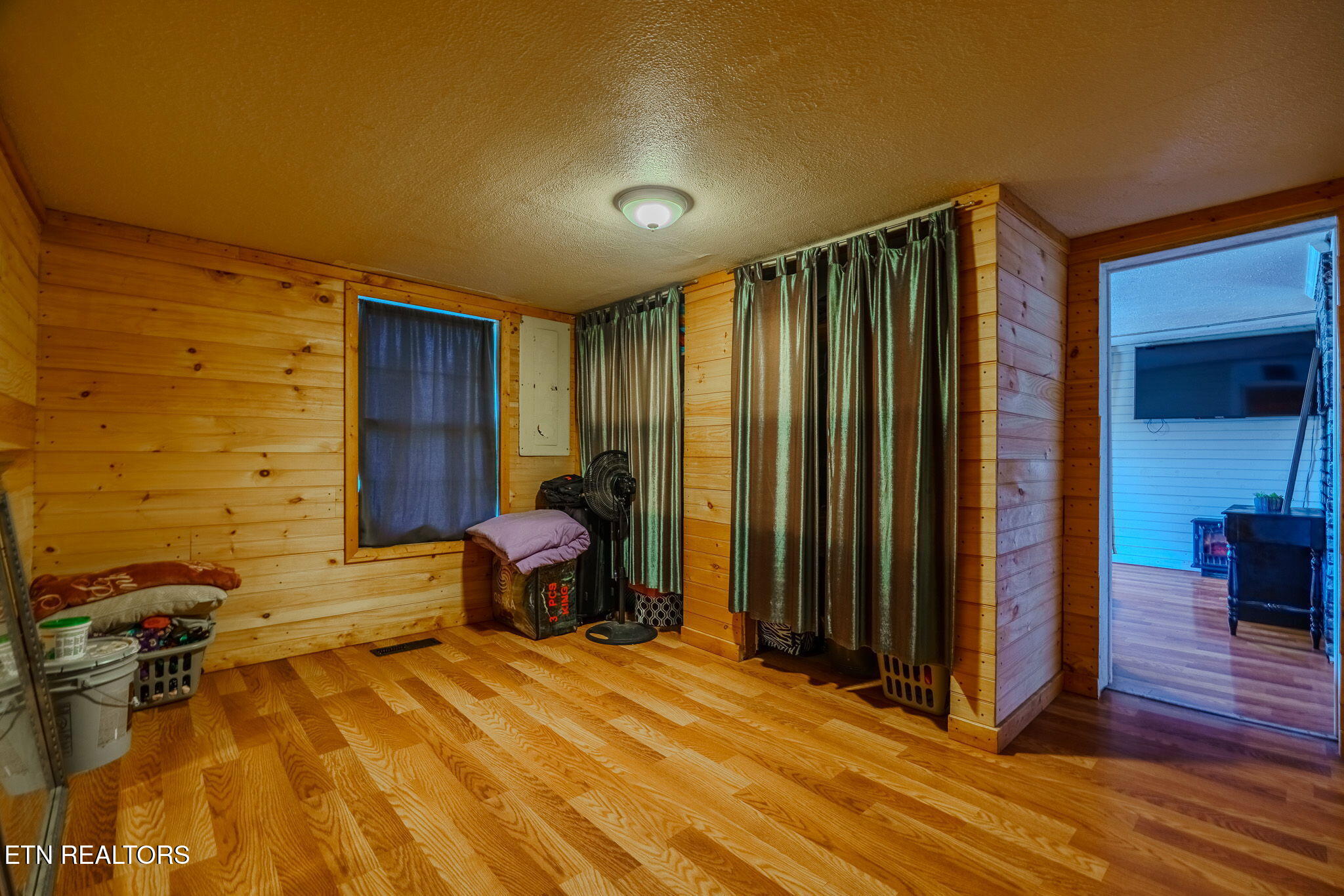 812 Marlow Circle Clinton TN 37716