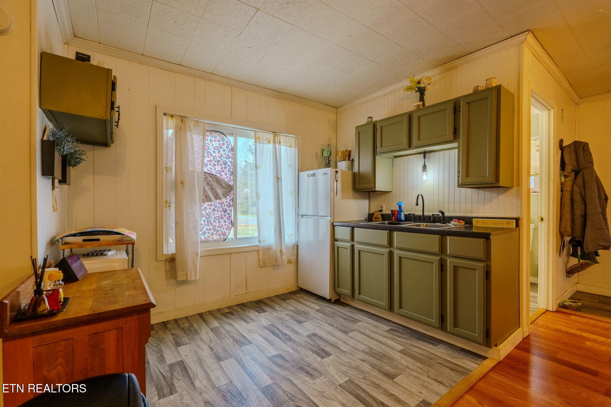 812 Marlow Circle Clinton TN 37716