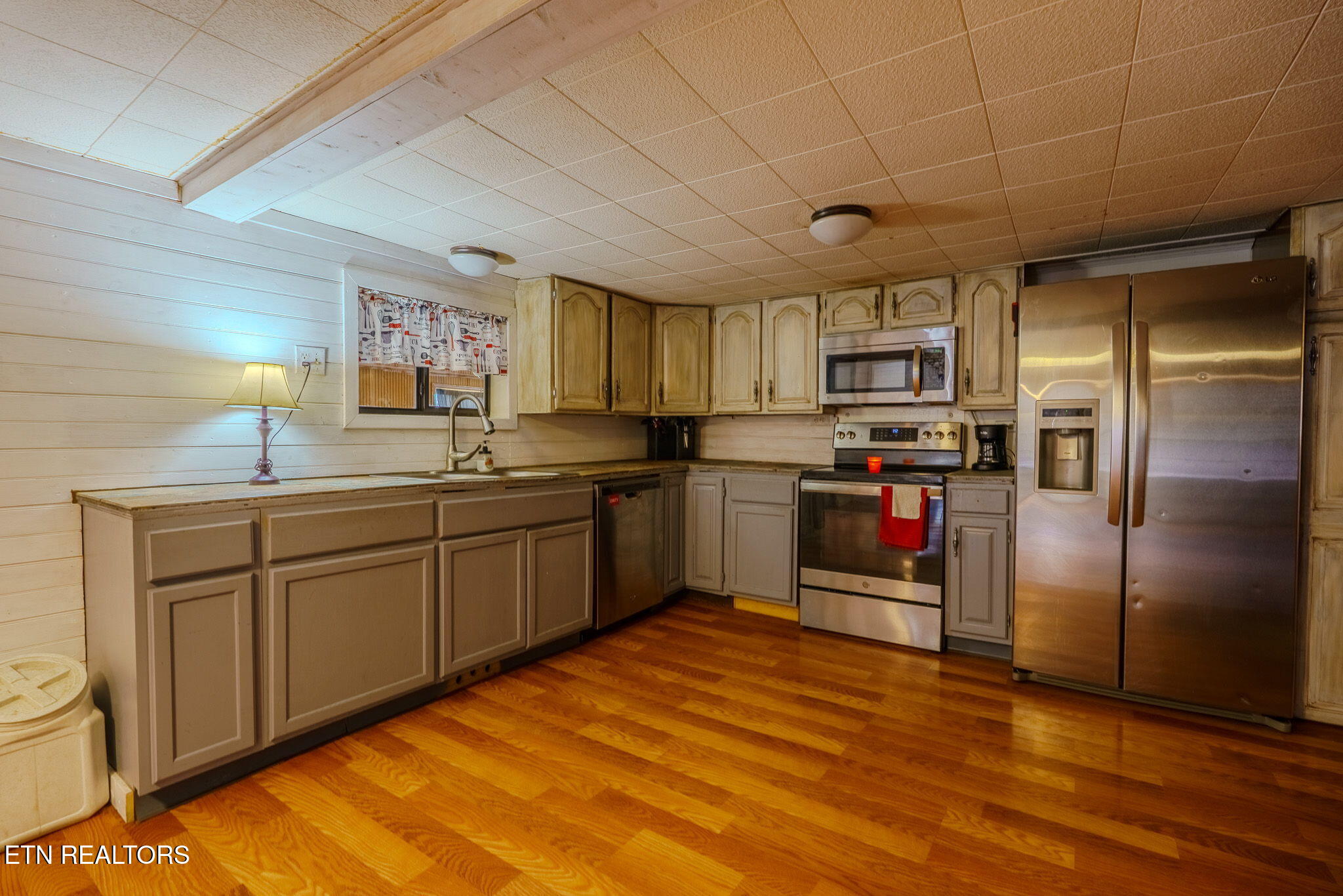 812 Marlow Circle Clinton TN 37716