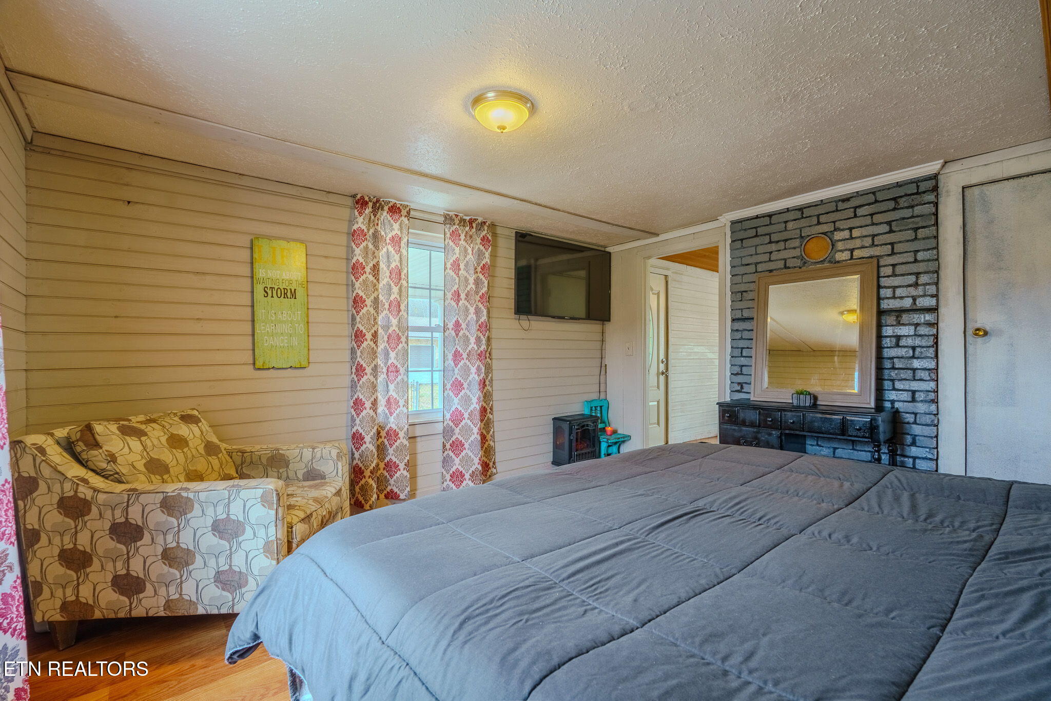 812 Marlow Circle Clinton TN 37716