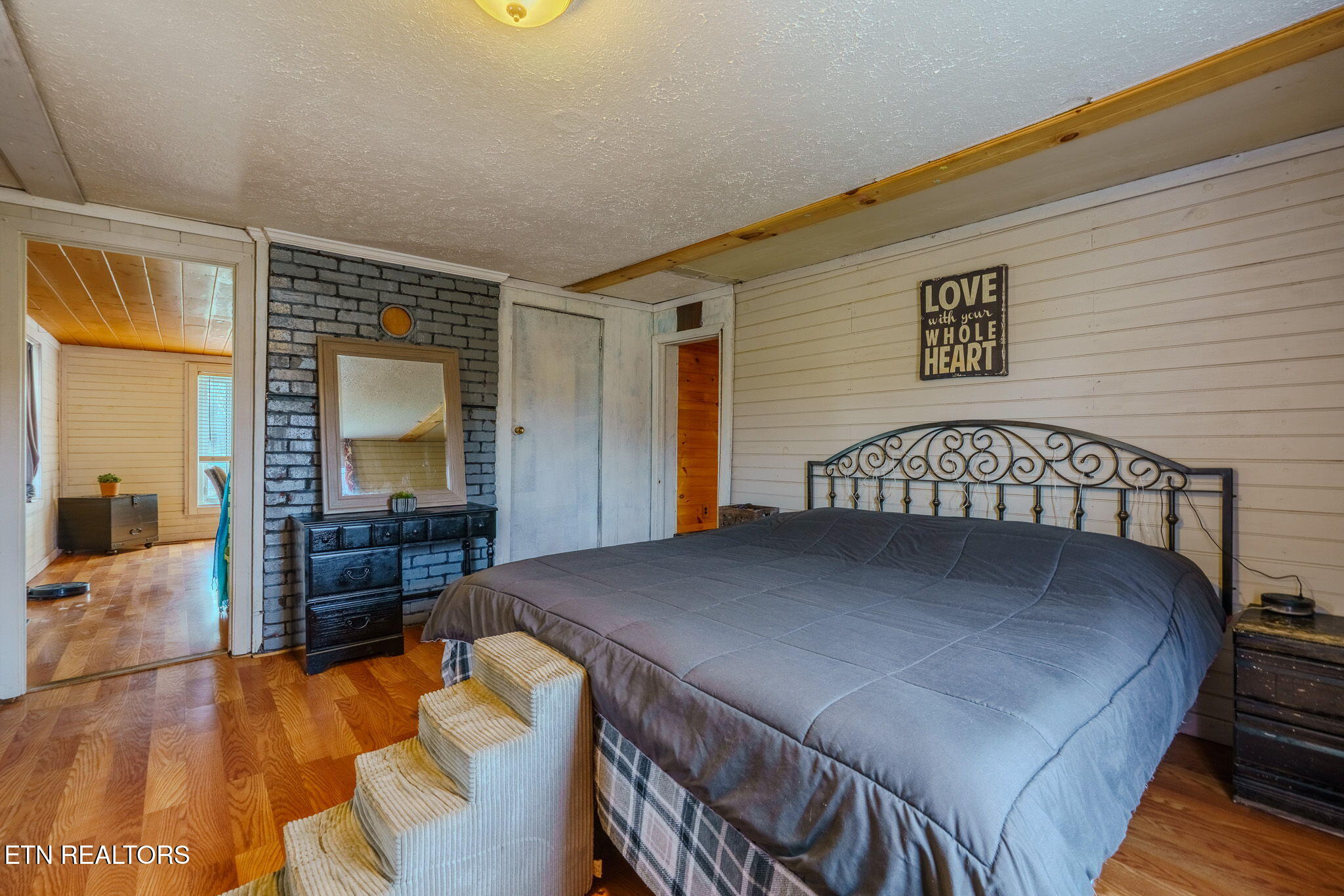 812 Marlow Circle Clinton TN 37716