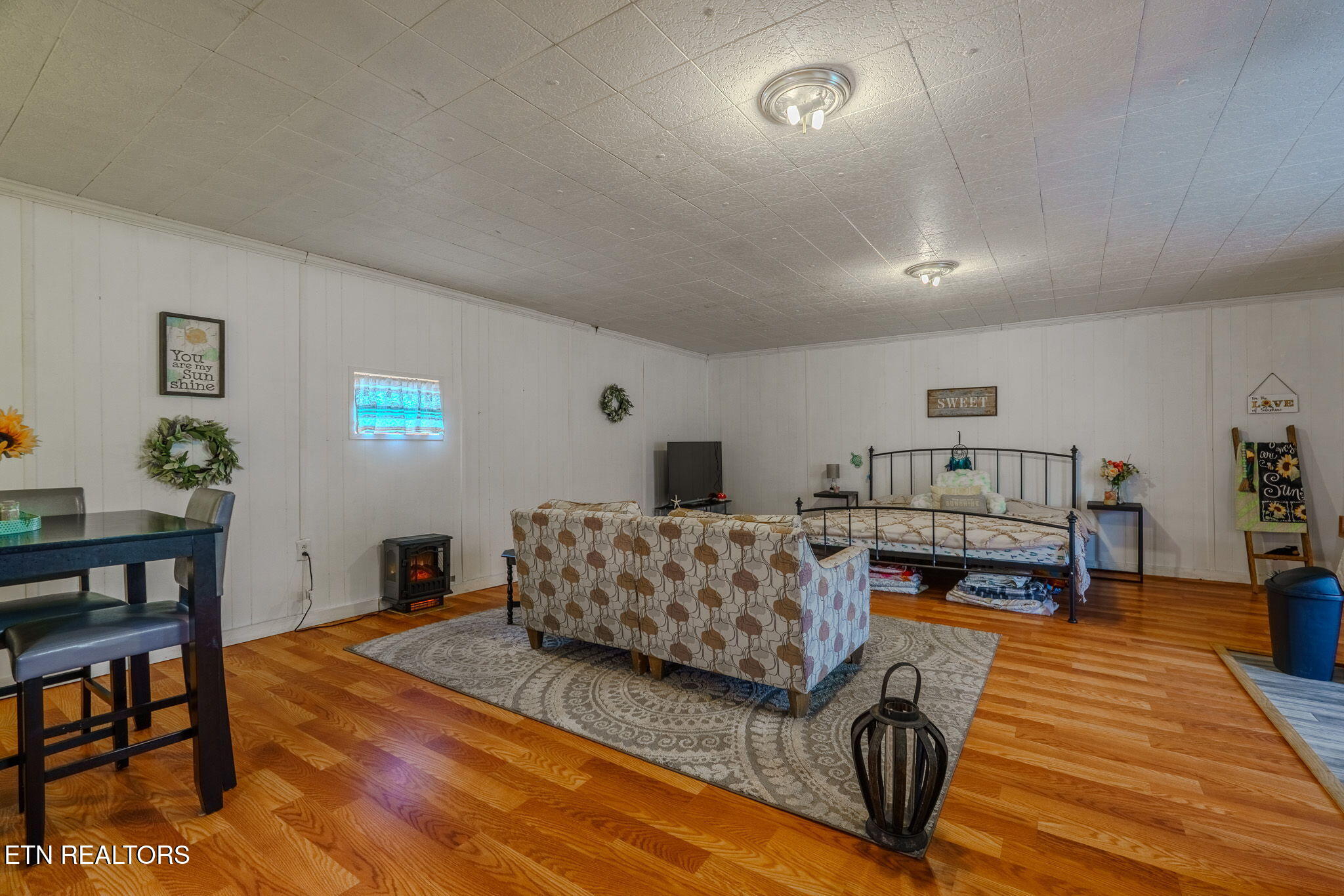 812 Marlow Circle Clinton TN 37716