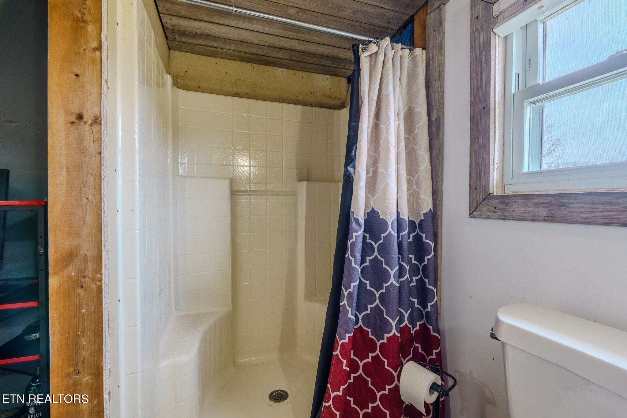 812 Marlow Circle Clinton TN 37716