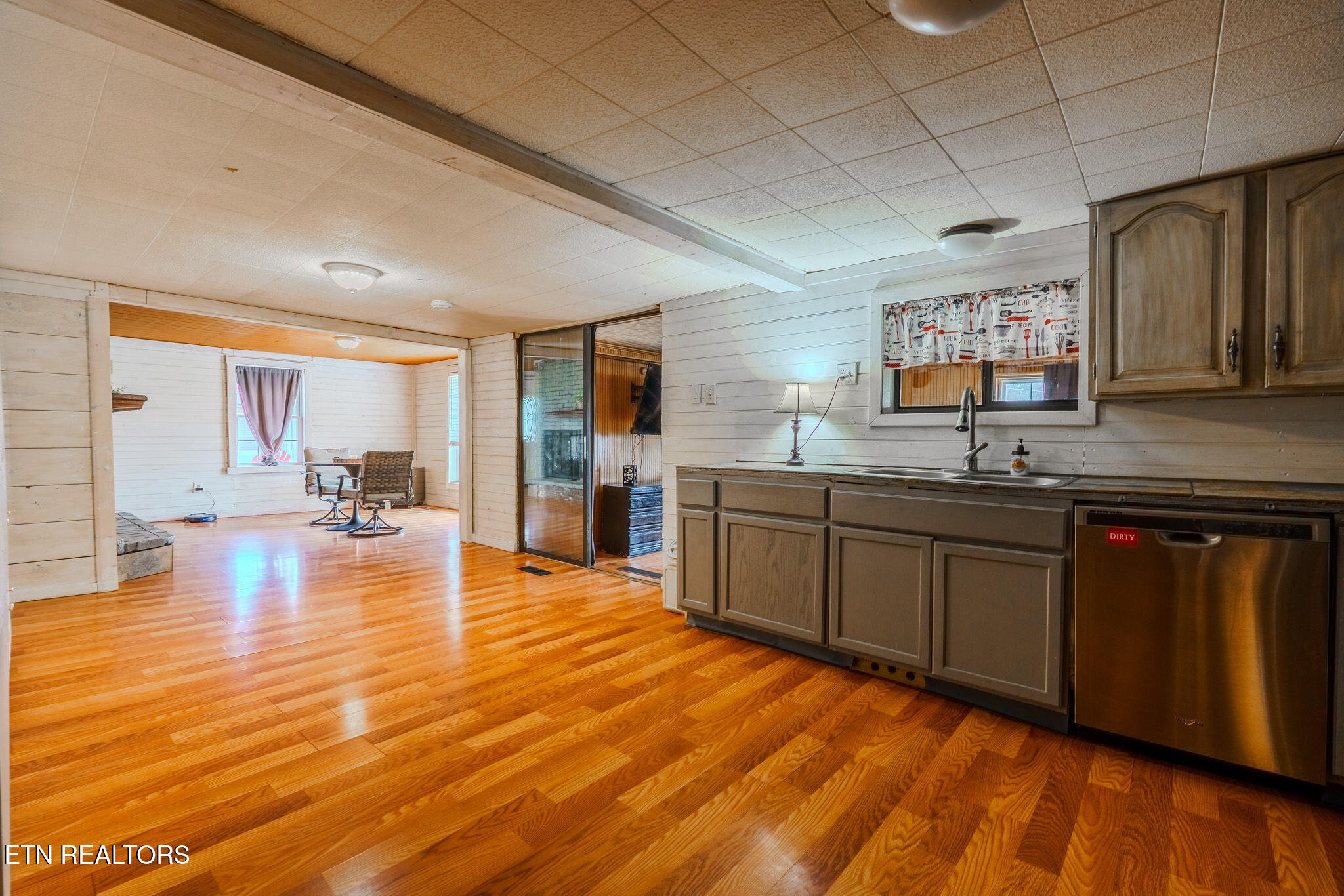 812 Marlow Circle Clinton TN 37716